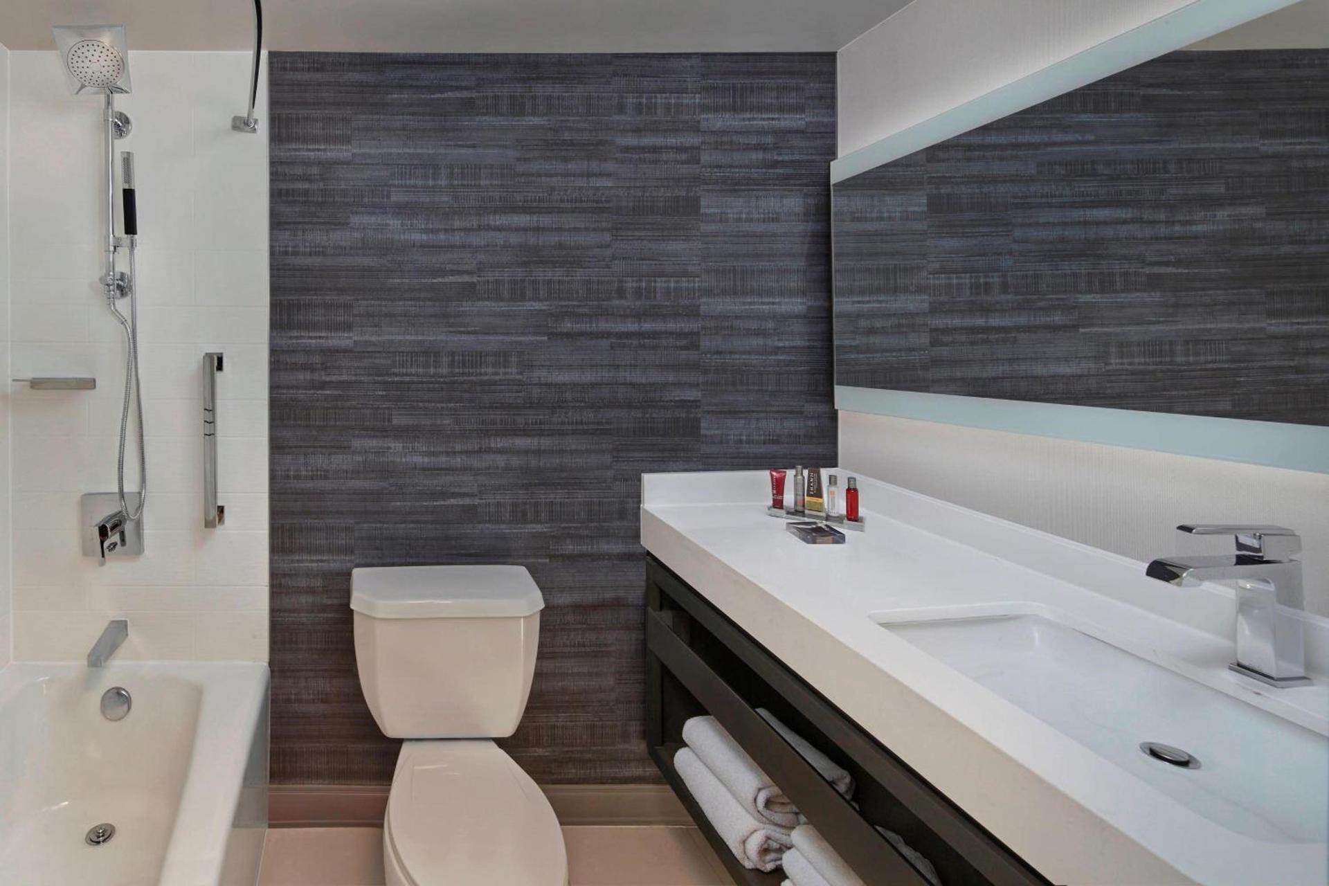 Marriott Providence Downtown photo 16