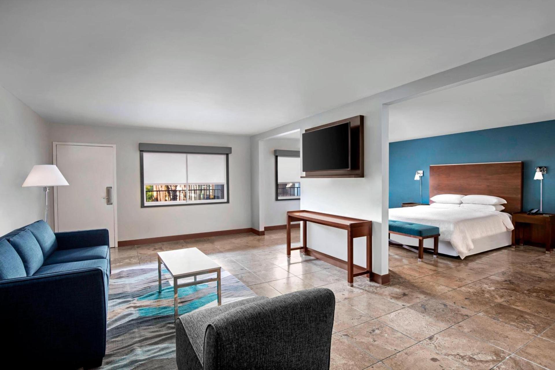 Four Points by Sheraton Anaheim photo 19