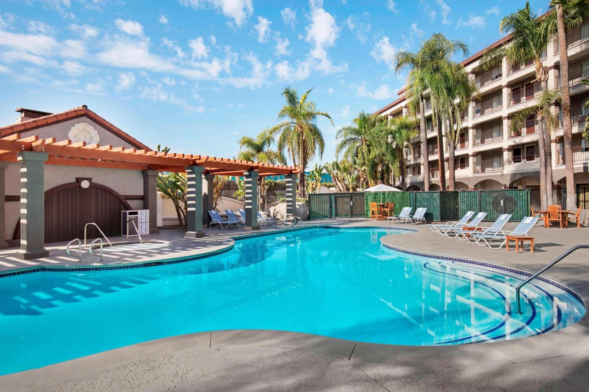 Four Points by Sheraton Anaheim photo 29