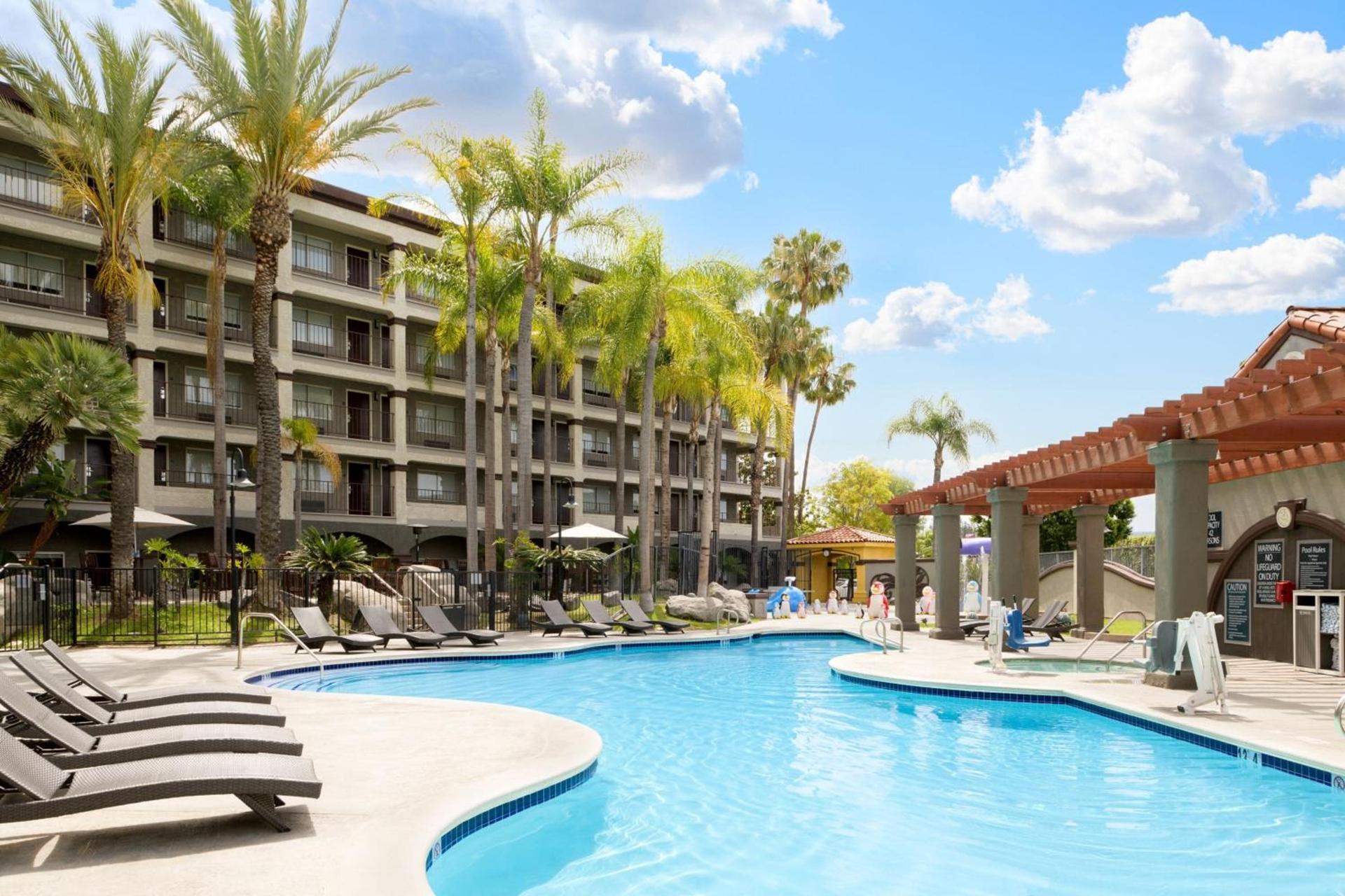 Four Points by Sheraton Anaheim photo 28