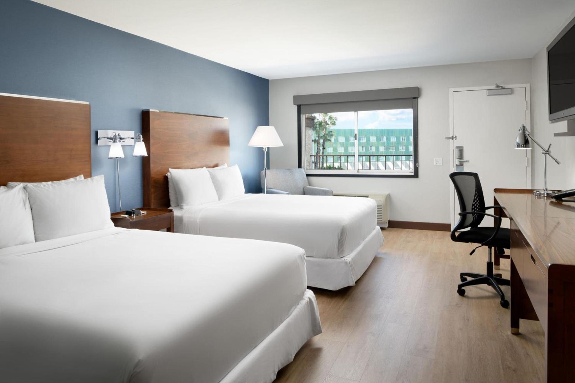 Four Points by Sheraton Anaheim photo 7