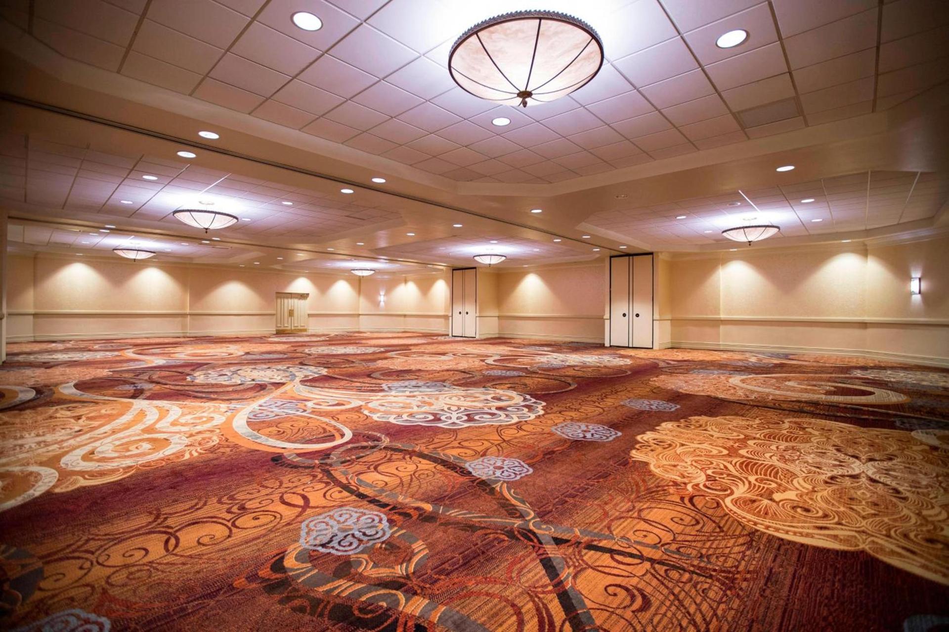 Sheraton Niagara Falls photo 44