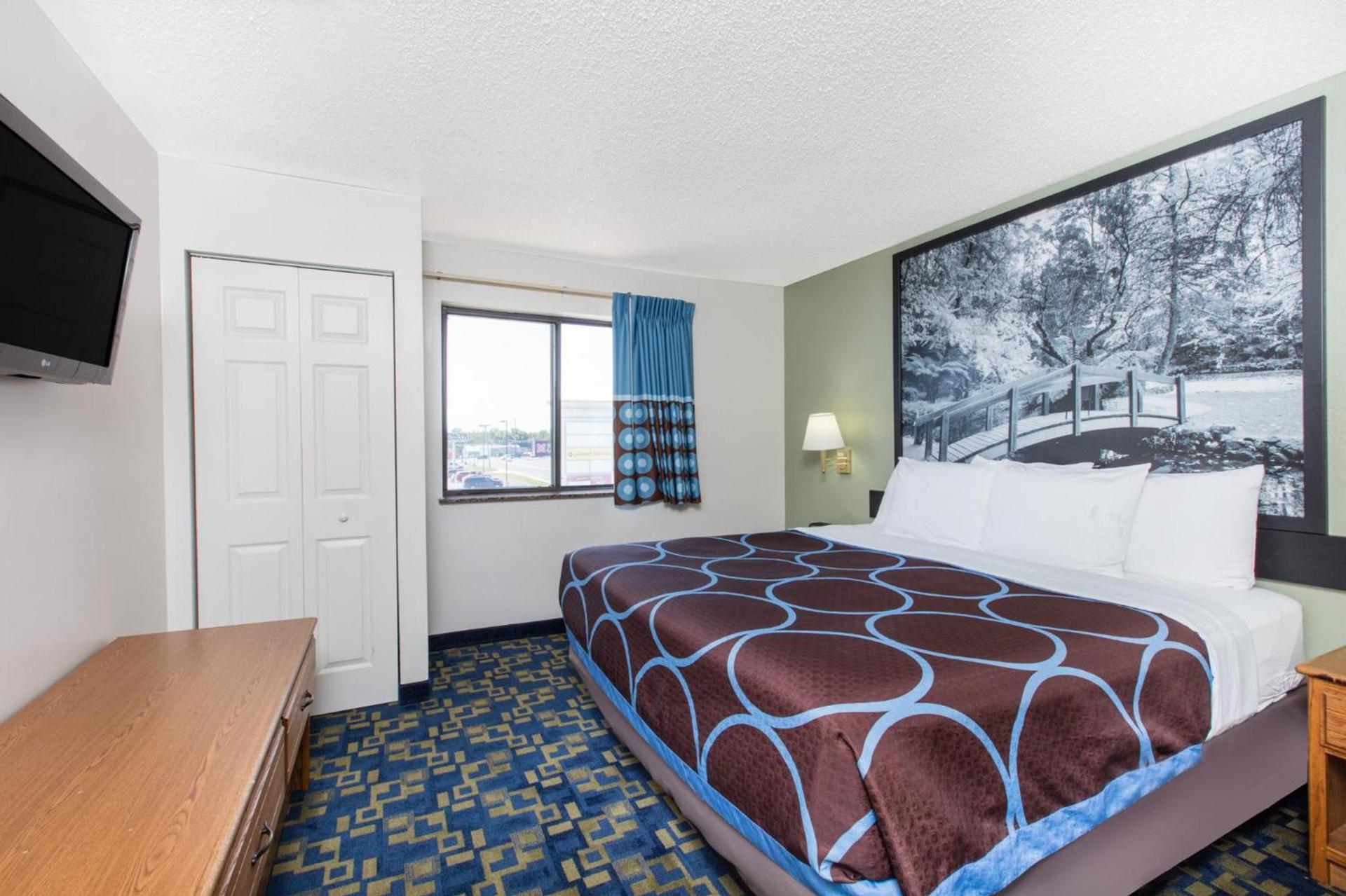Super 8 by Wyndham Aberdeen MD photo 32