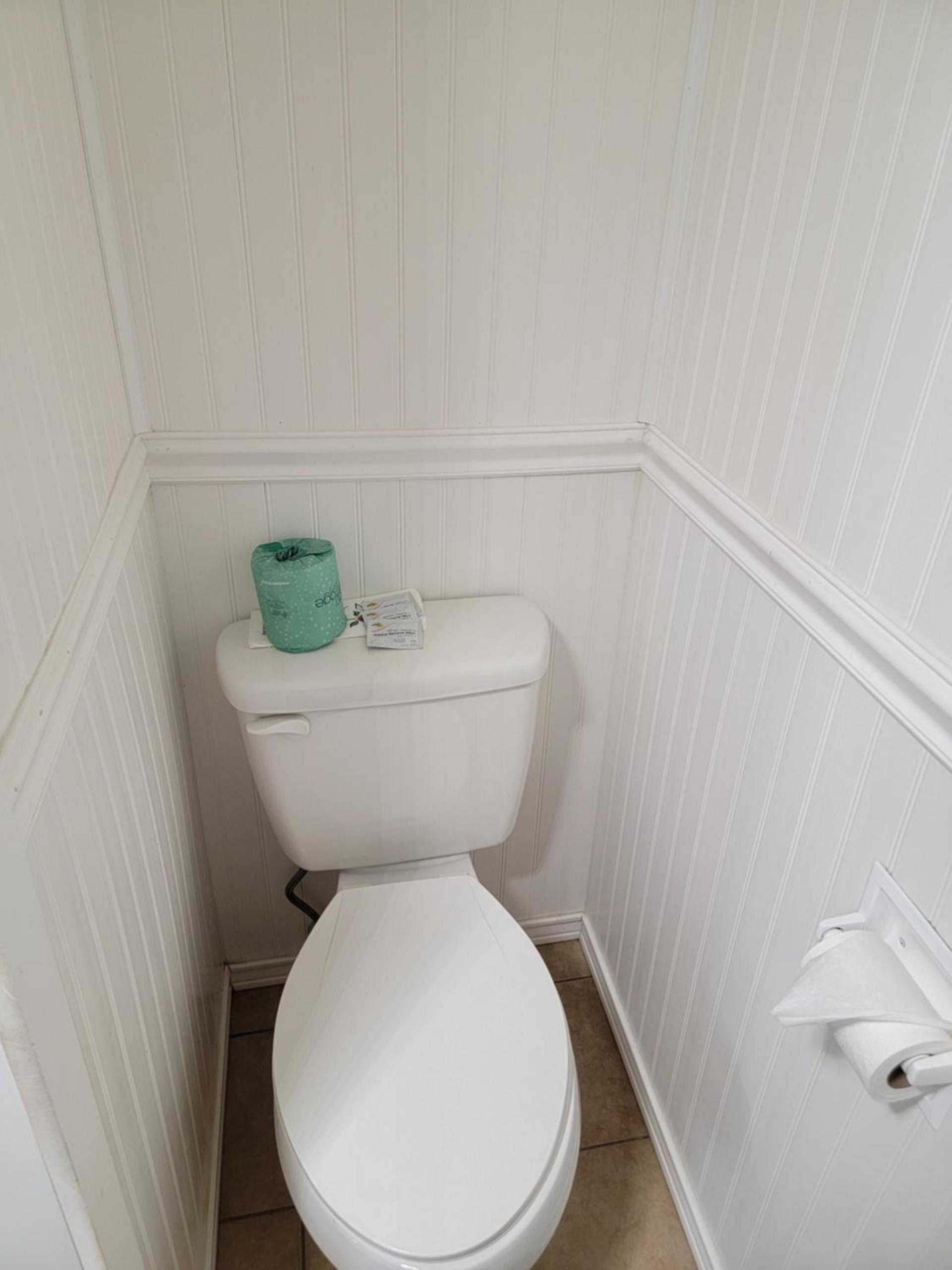 Tides Motel - Hampton Beach photo 24