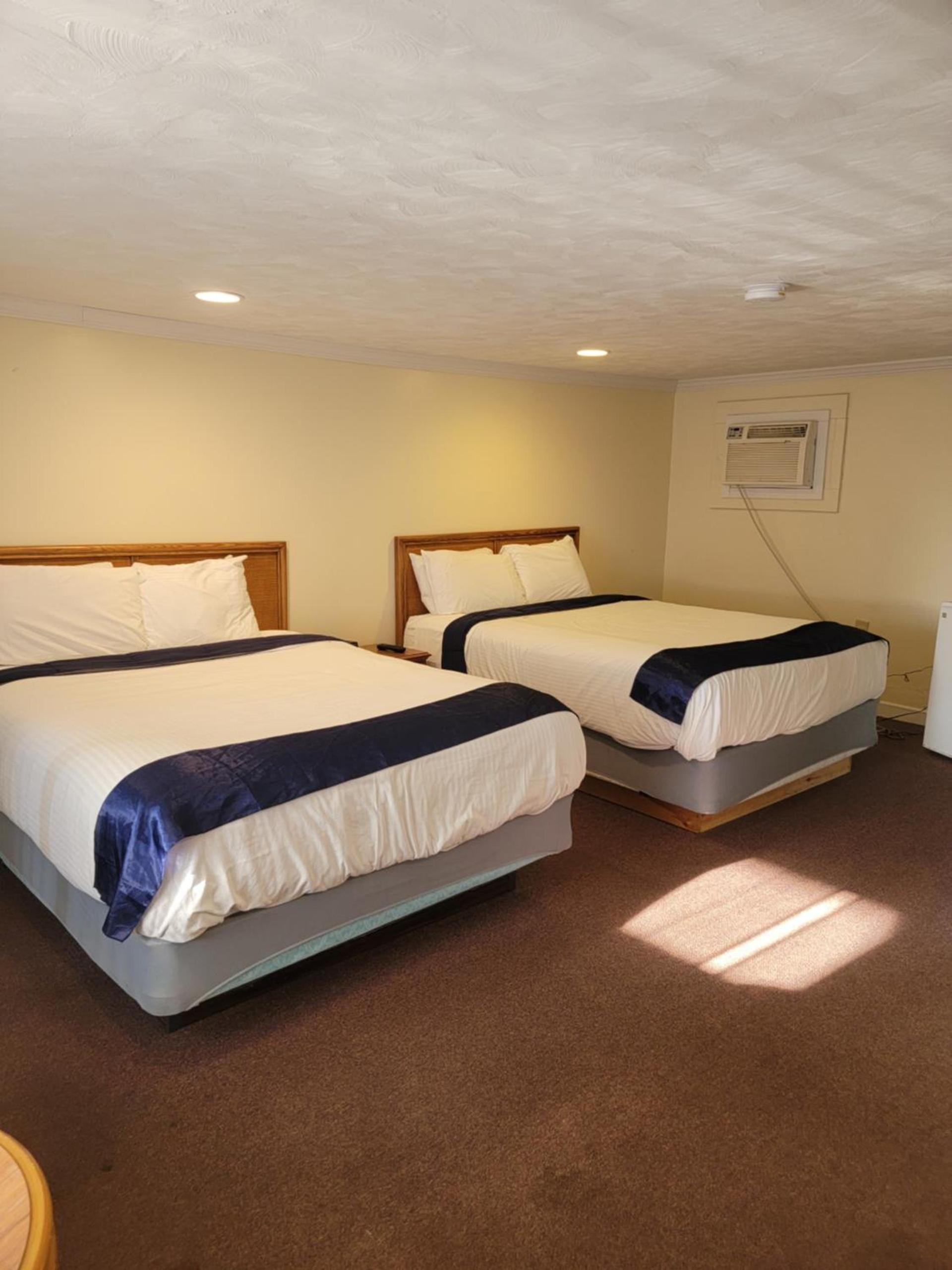 Tides Motel - Hampton Beach photo 25