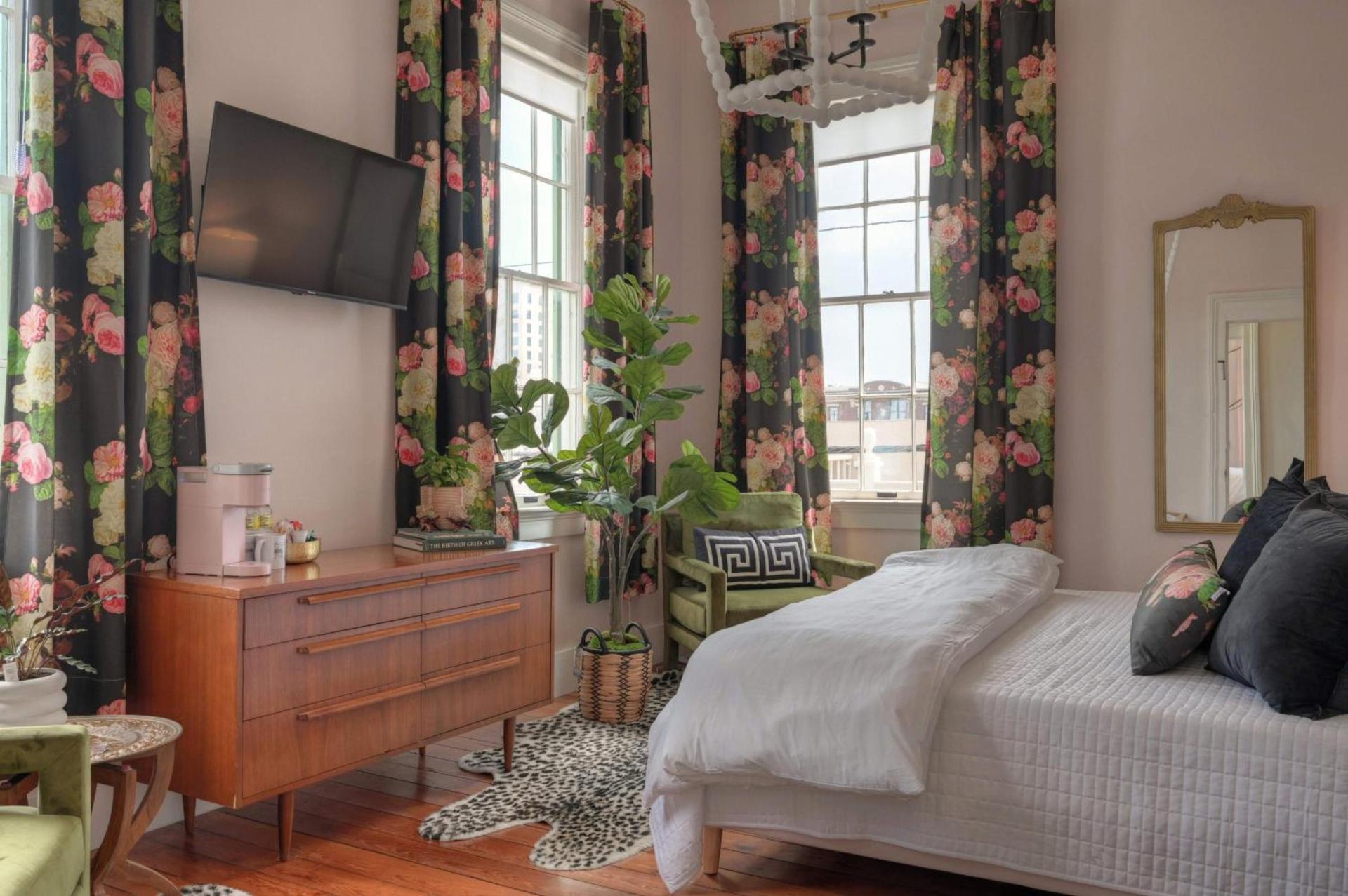 Sugars Inn Room 6 Family Friendly Boutique Stay Downtown photo 10