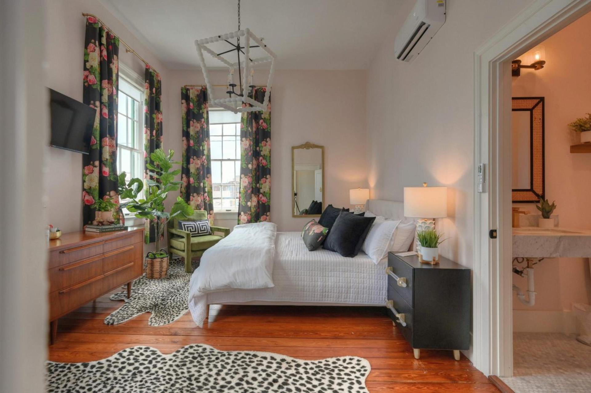 Sugars Inn Room 6 Family Friendly Boutique Stay Downtown photo 11
