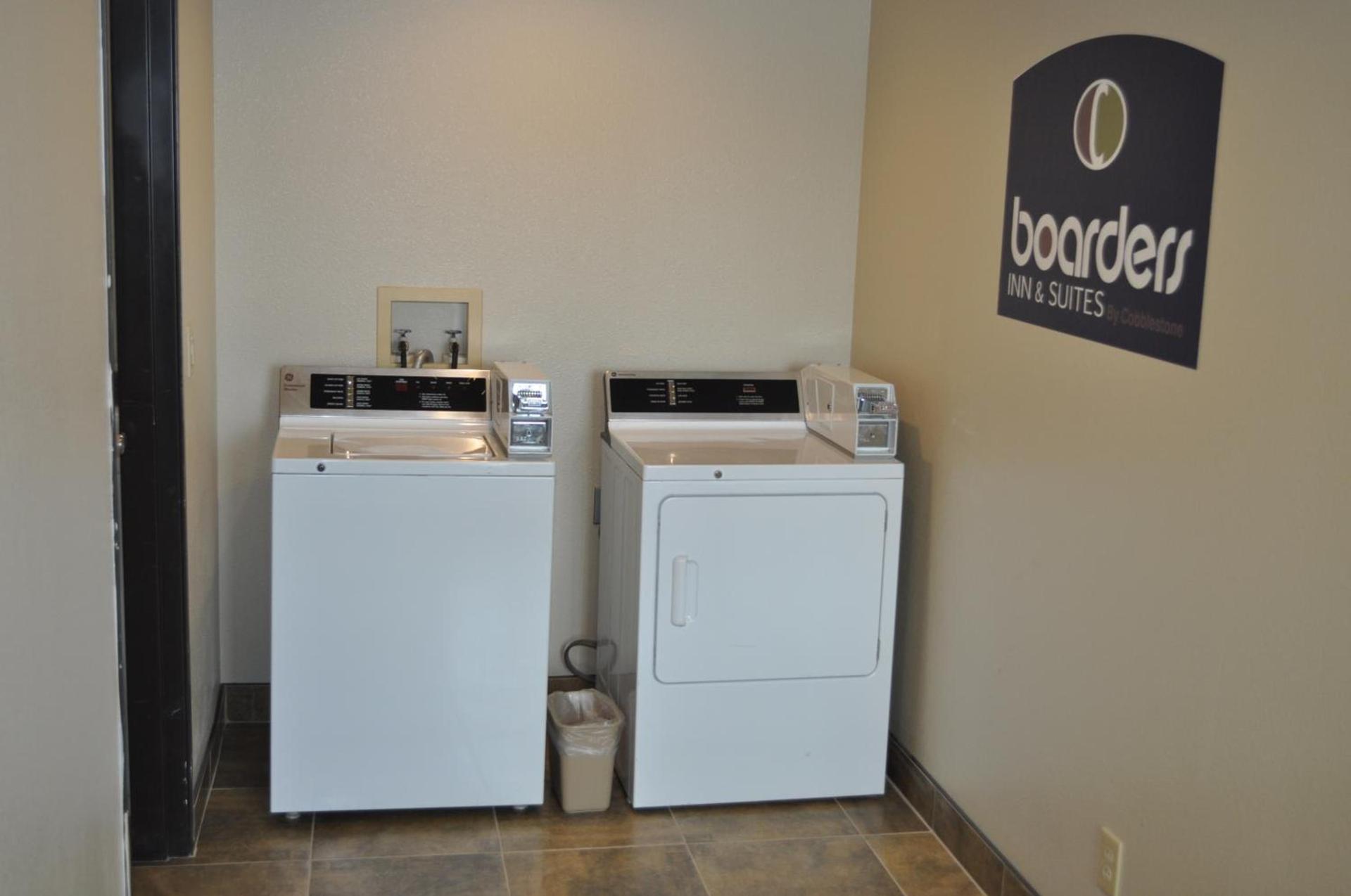 Boarders Inn & Suites by Cobblestone Hotels - Broken Bow photo 12
