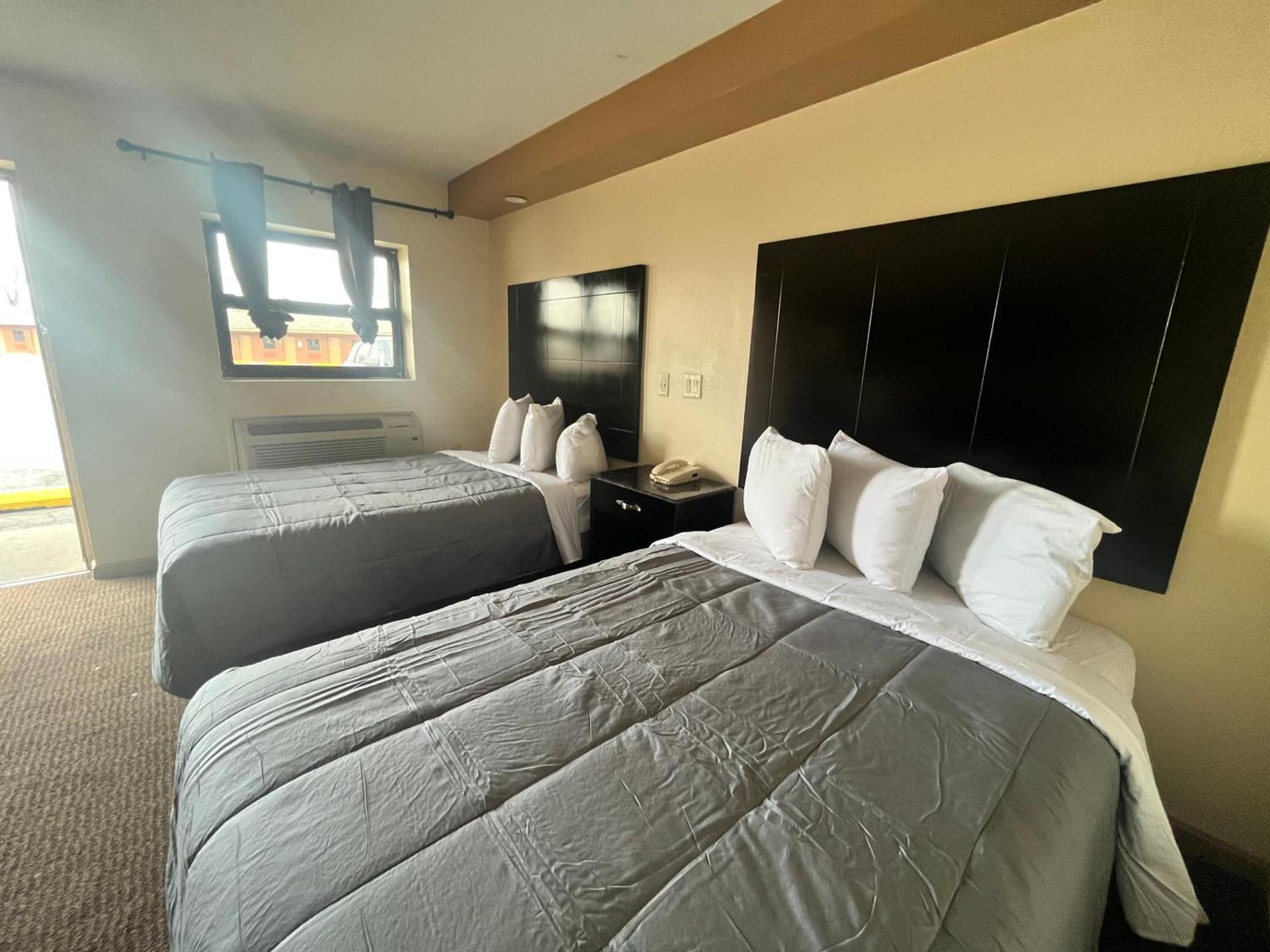 Circle Motor Lodge photo 57