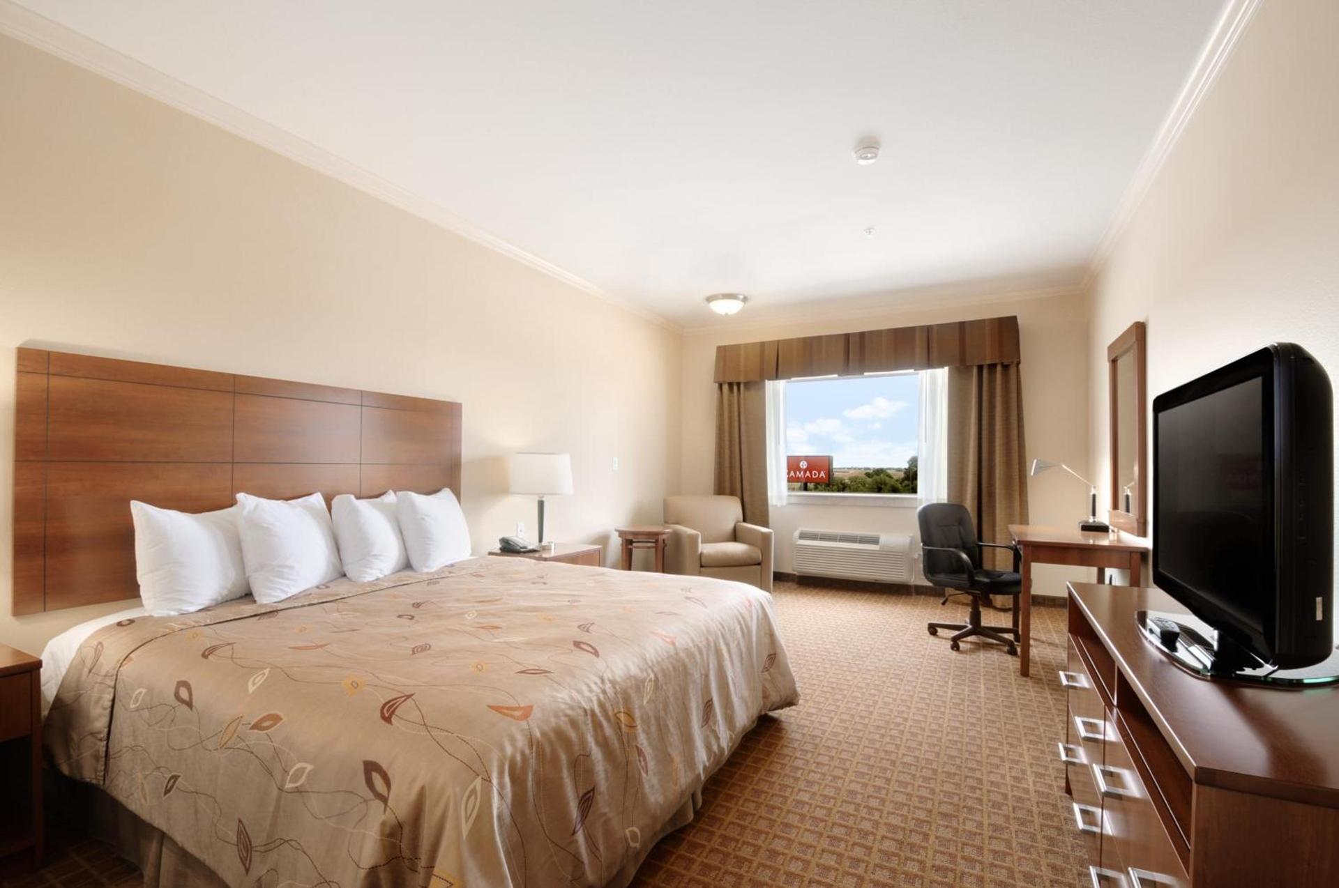 Ramada by Wyndham College Station photo 42
