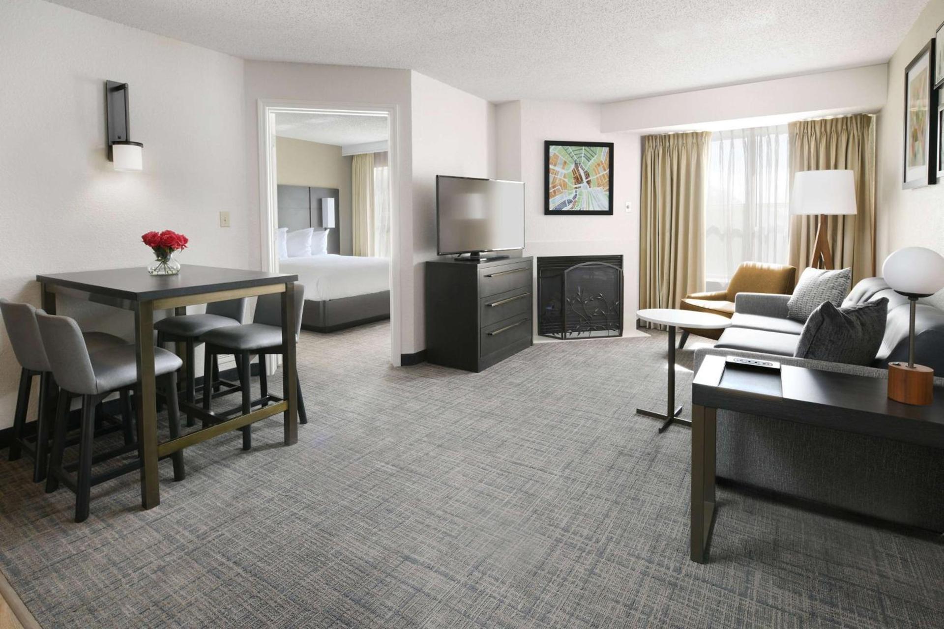 Sonesta ES Suites Dallas Richardson photo 12