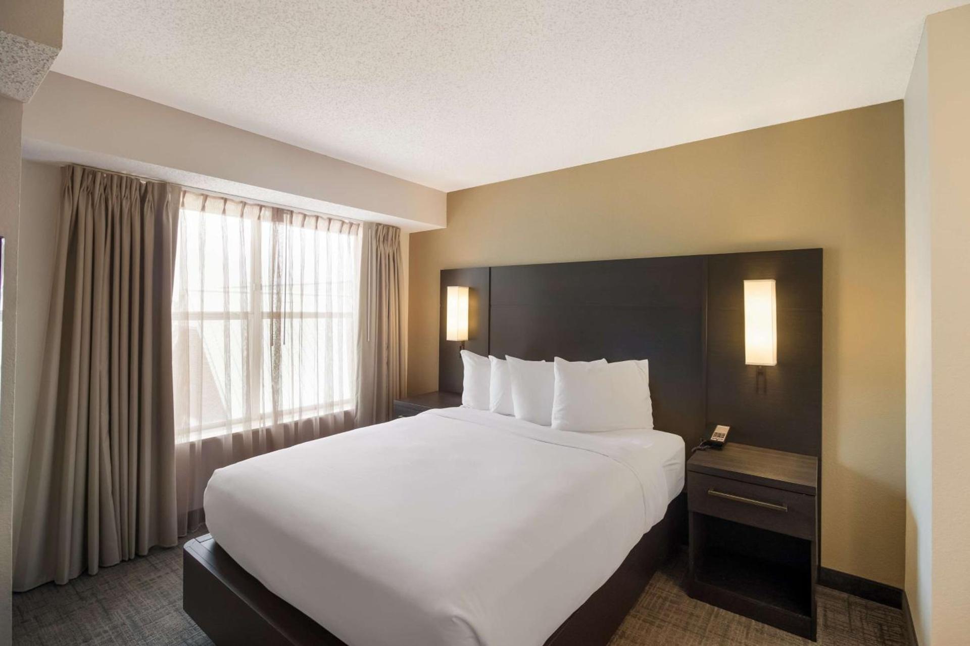 Sonesta ES Suites Dallas Richardson photo 21