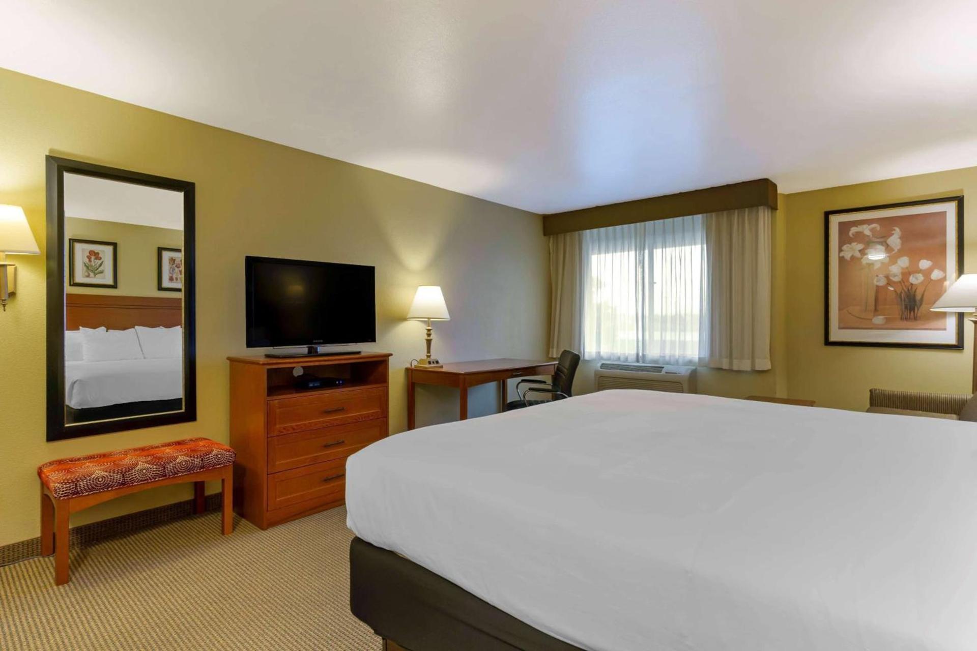 Wingate by Wyndham Mount Vernon photo 5