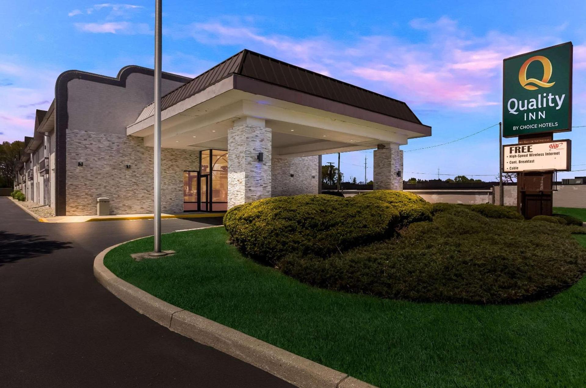 Quality Inn South Bend near Notre Dame photo 2
