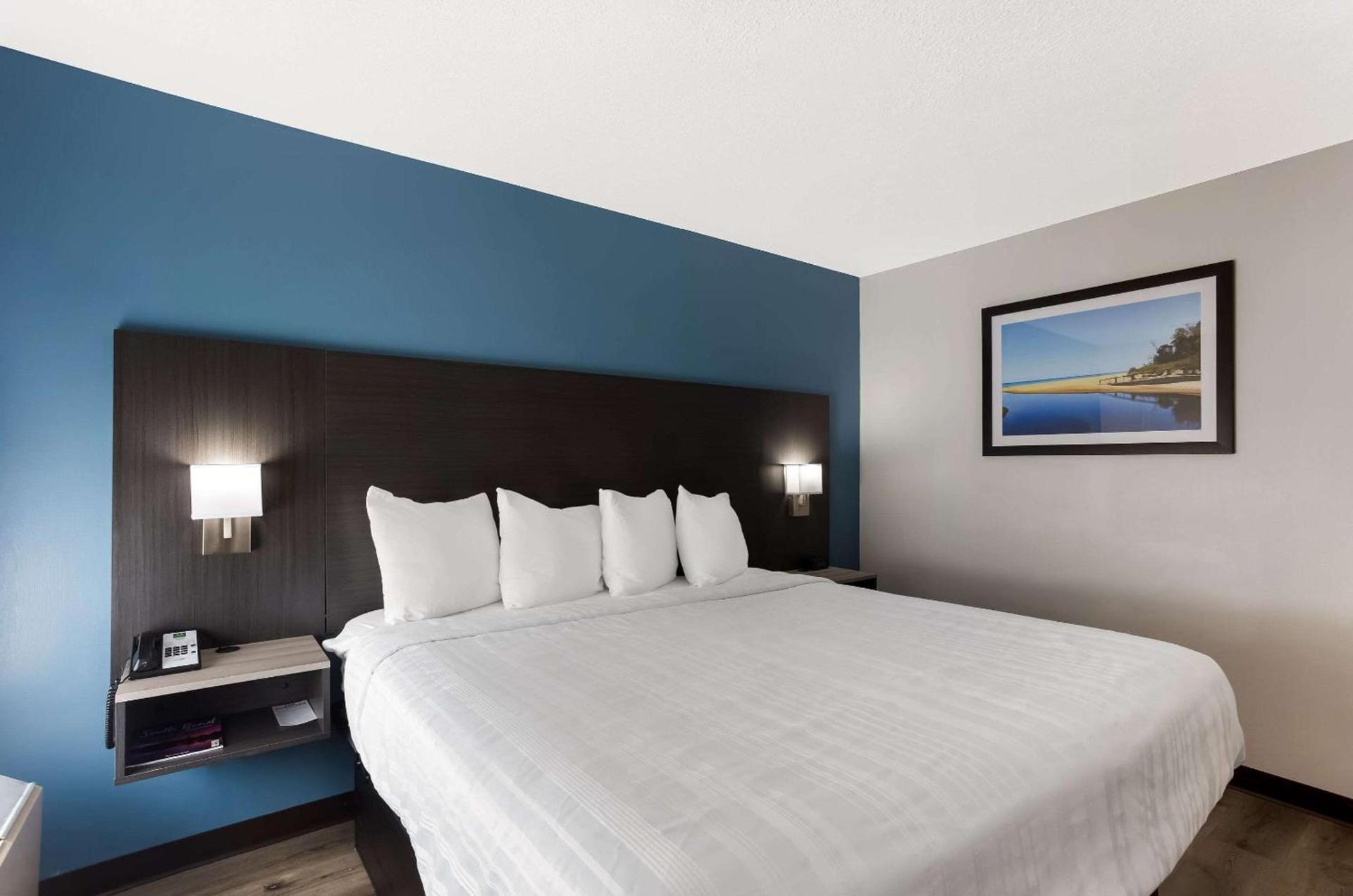 Quality Inn South Bend near Notre Dame photo 29