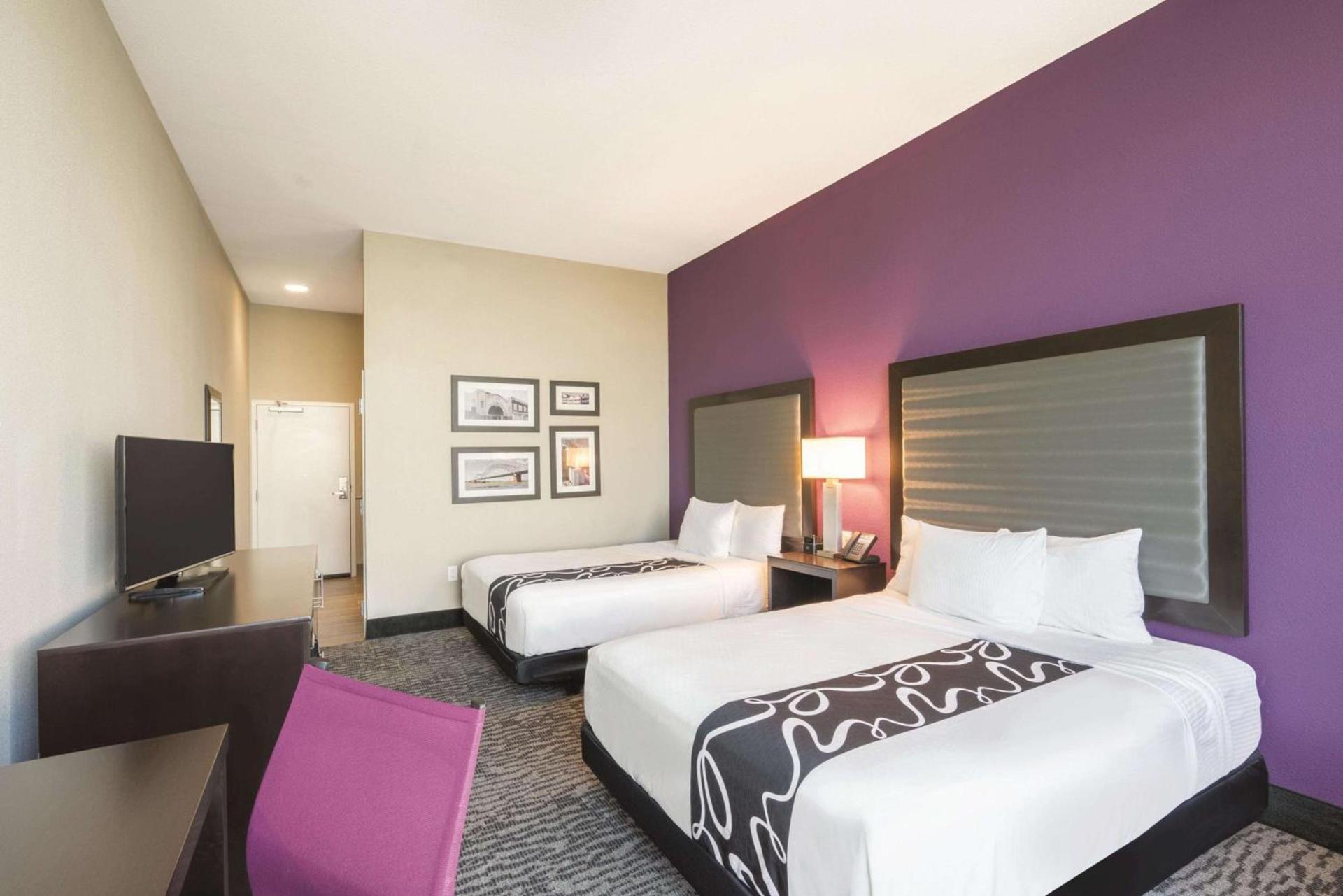 La Quinta by Wyndham Memphis Downtown photo 9
