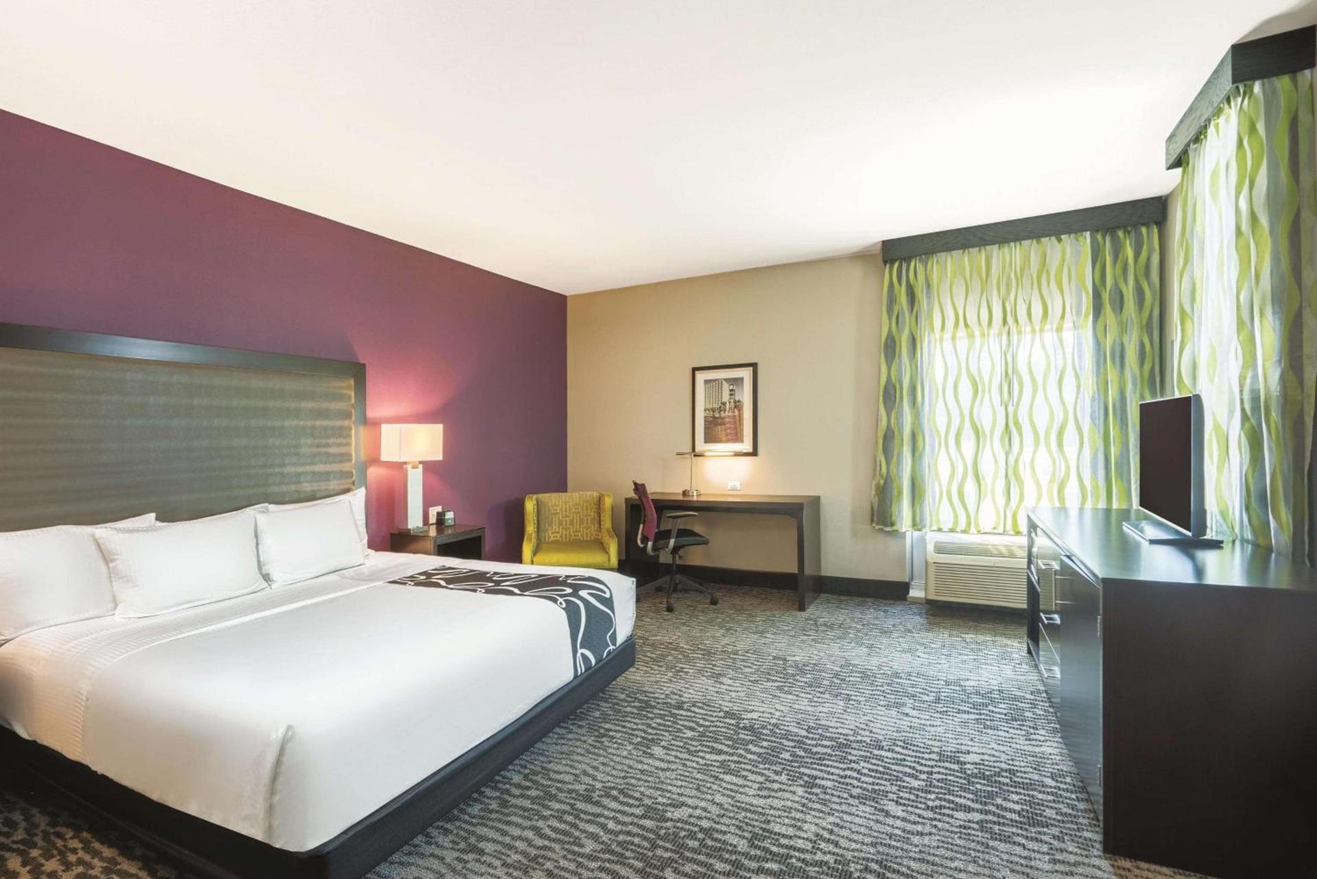 La Quinta by Wyndham Memphis Downtown photo 12