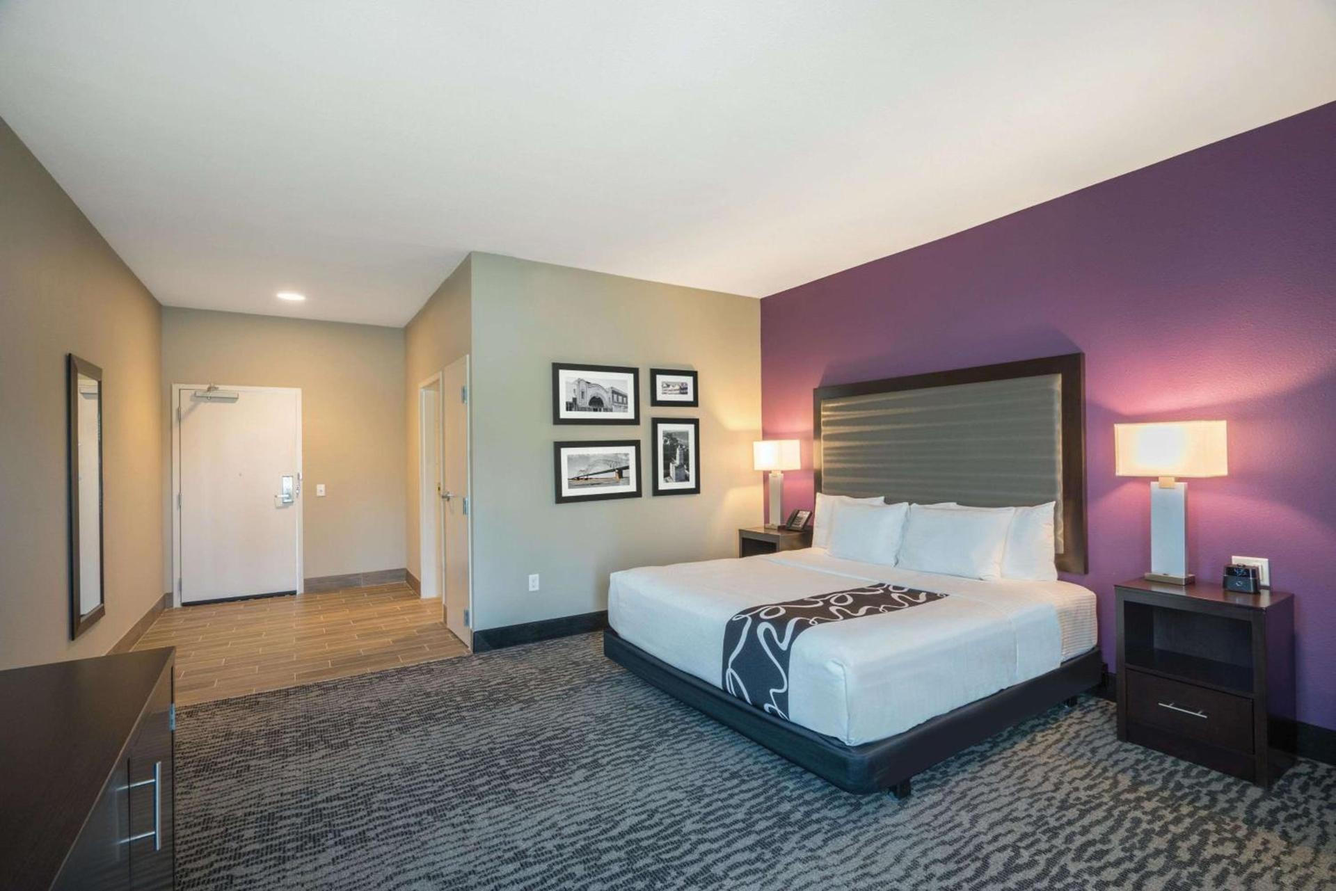 La Quinta by Wyndham Memphis Downtown photo 25