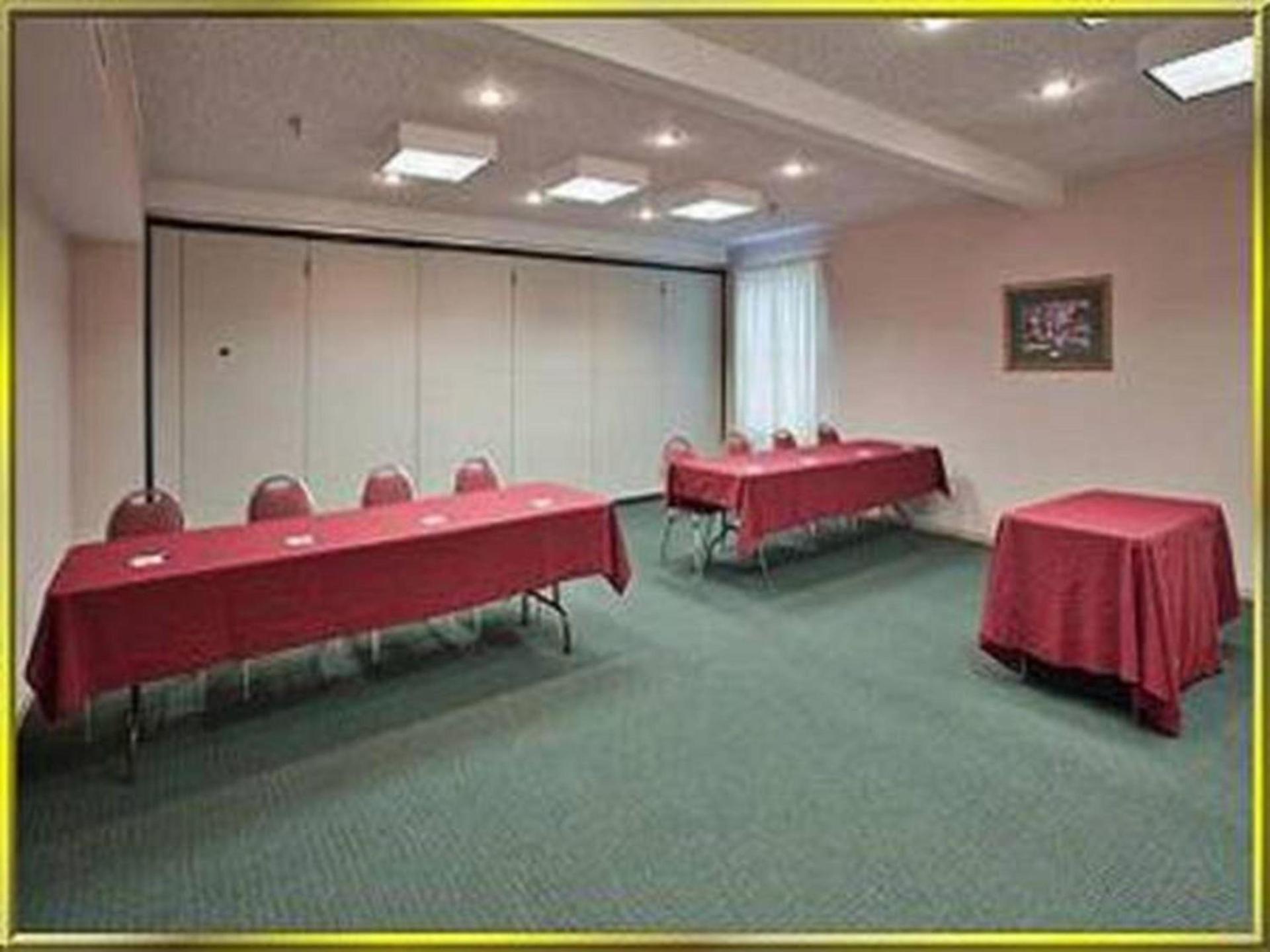 Quality Inn & Suites Schoharie near Howe Caverns photo 76