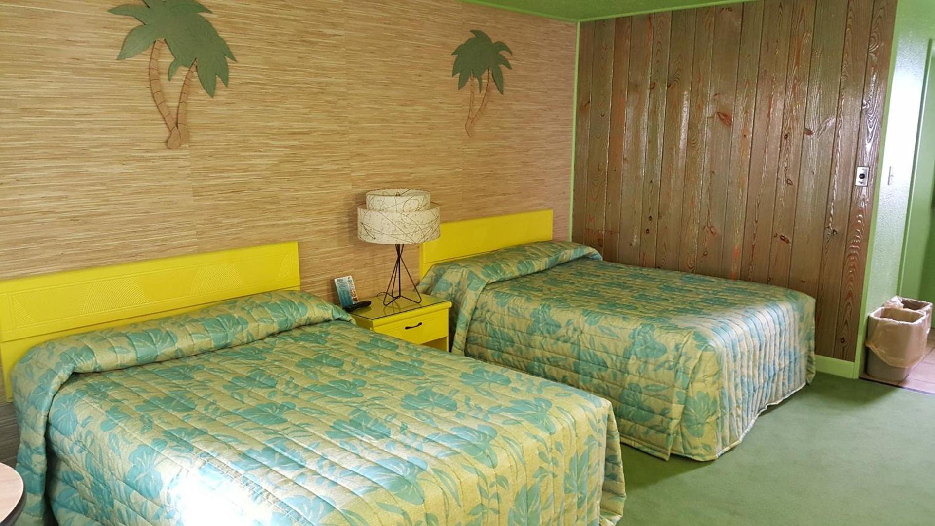 Caribbean Motel photo 28