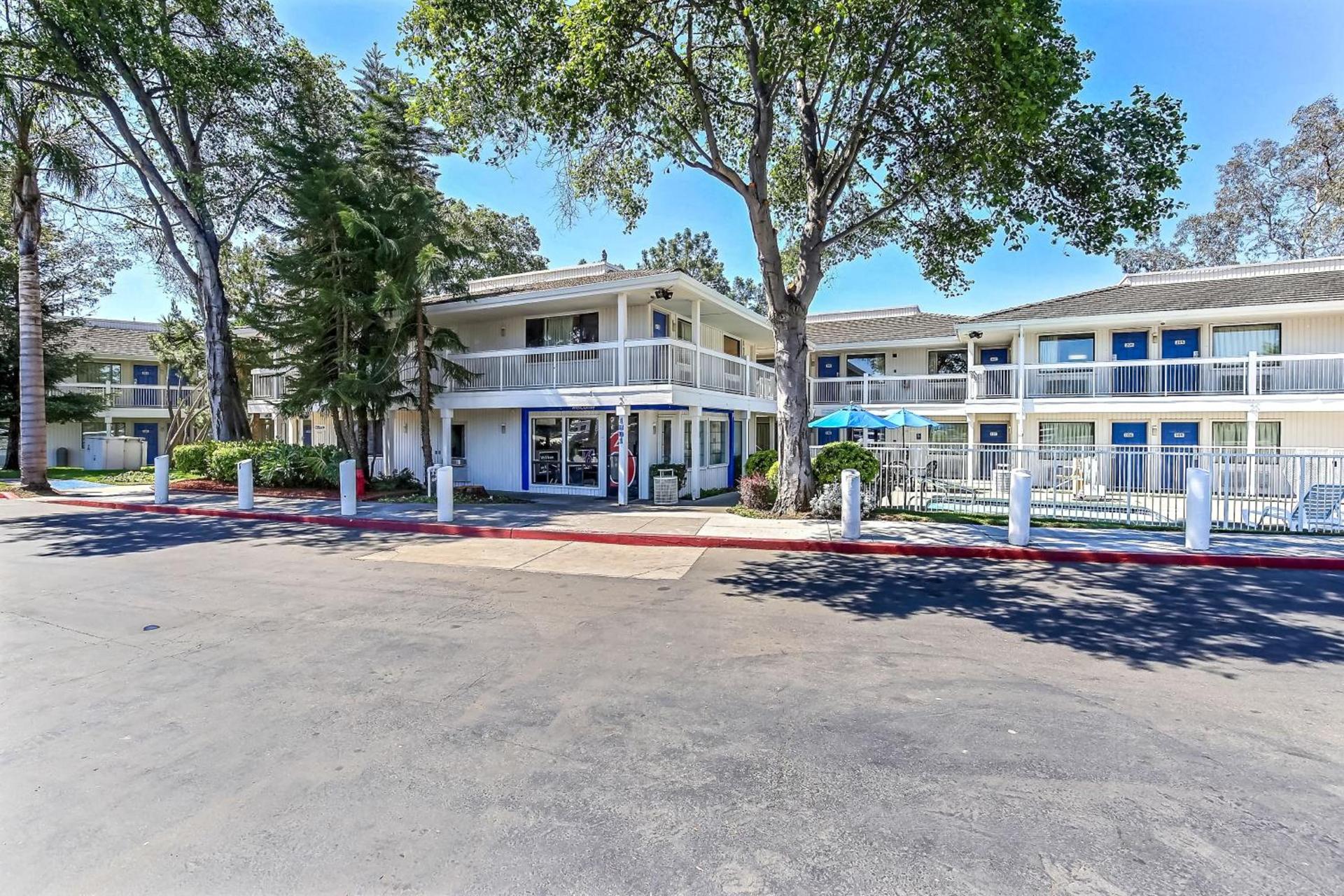 Motel 6-Oakland, CA - Embarcadero photo 4