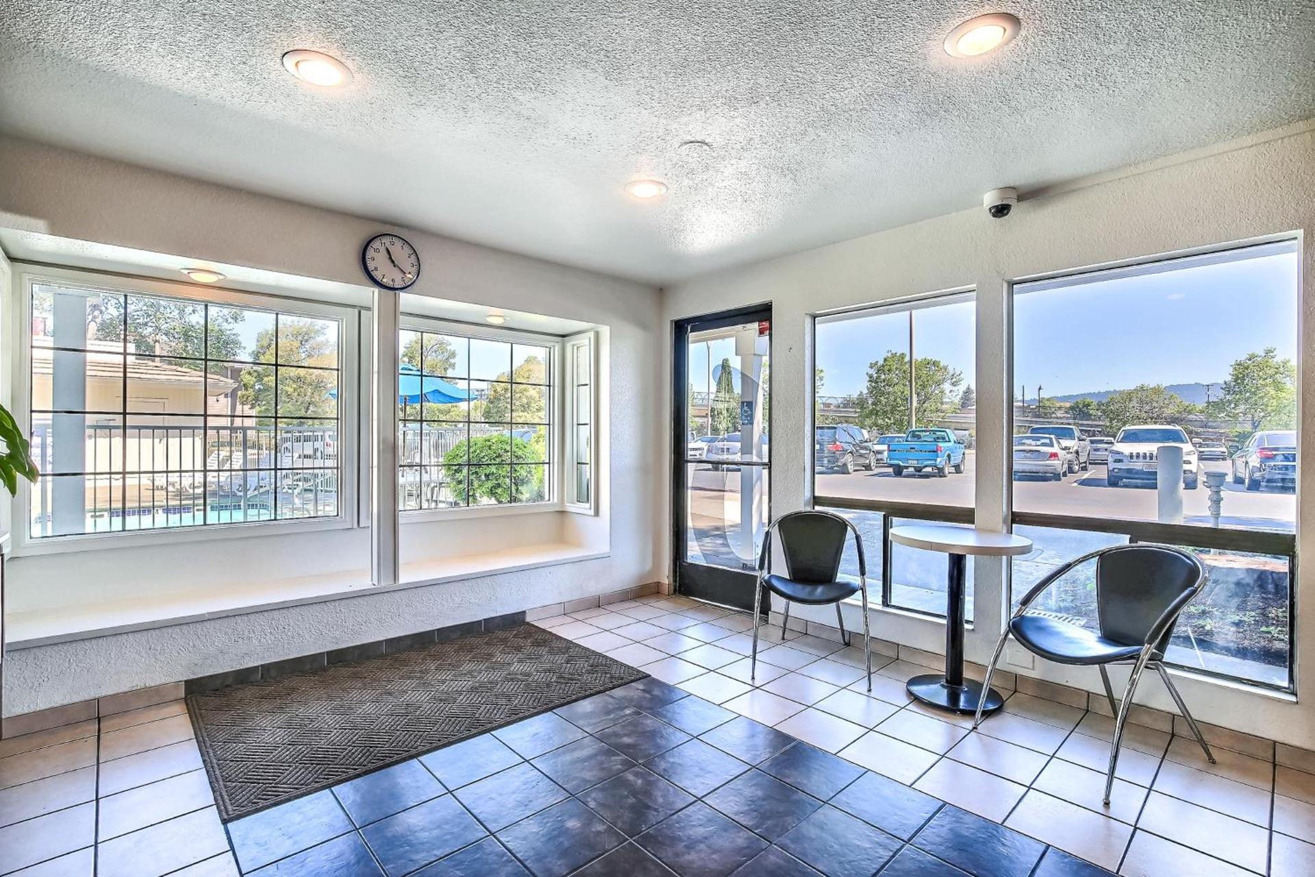 Motel 6-Oakland, CA - Embarcadero photo 24