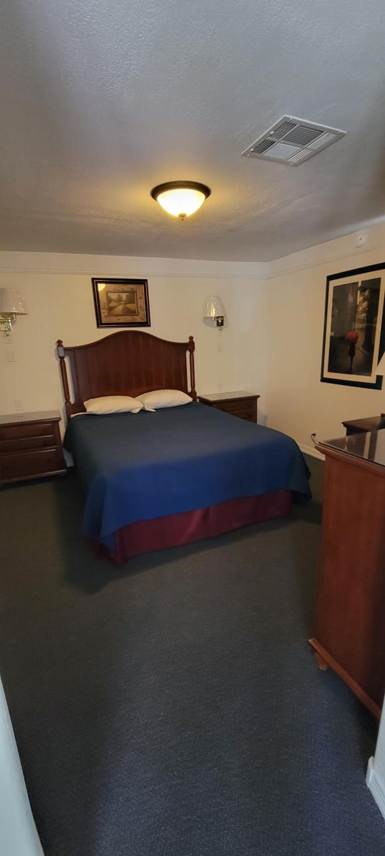 Husker Inn photo 16