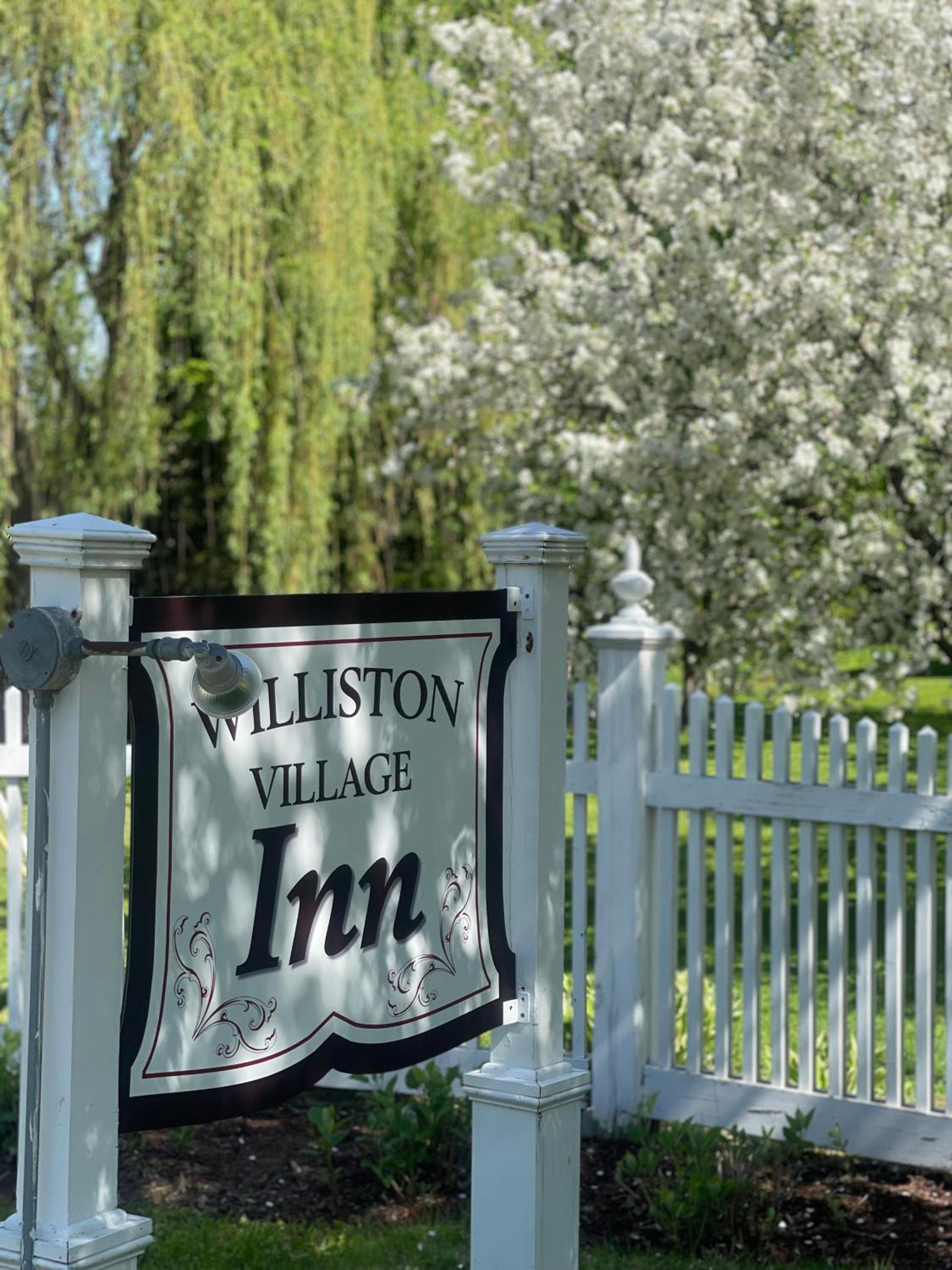 Williston Village Inn photo 25
