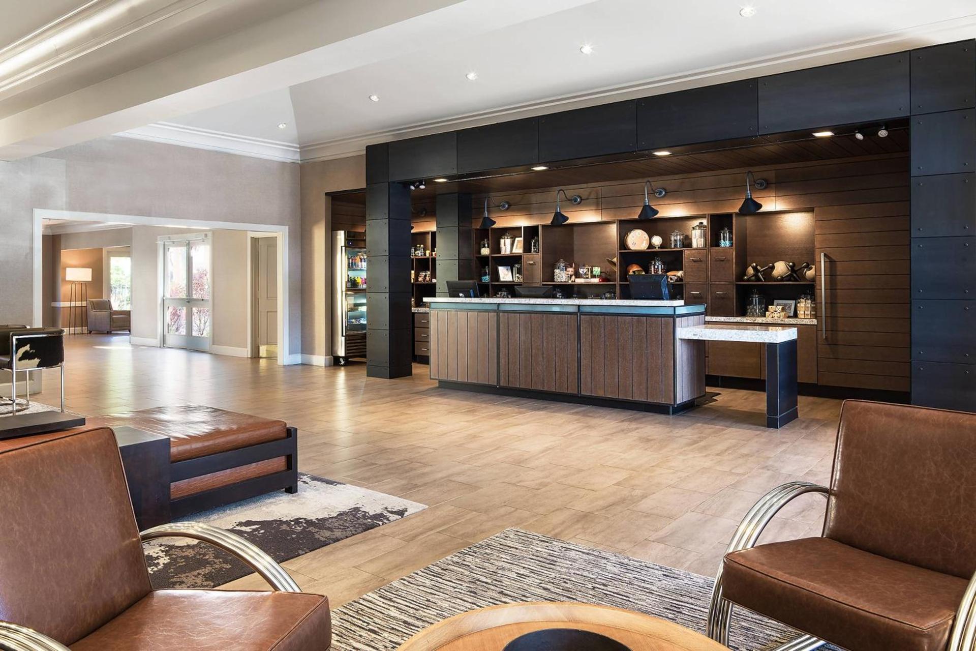 Marin Hilltop Hotel photo 3