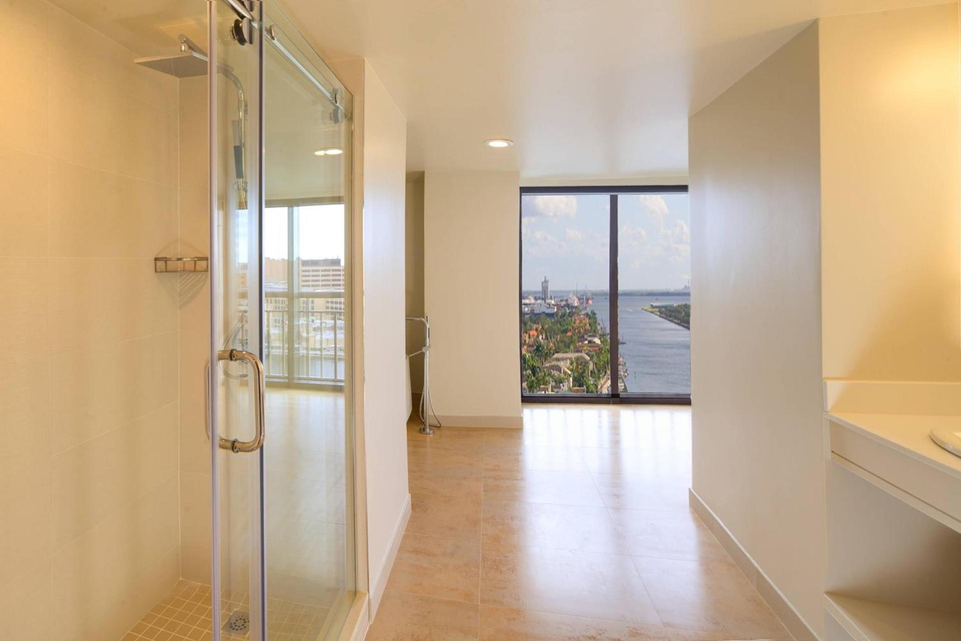 Westin Tampa Downtown Waterside photo 12