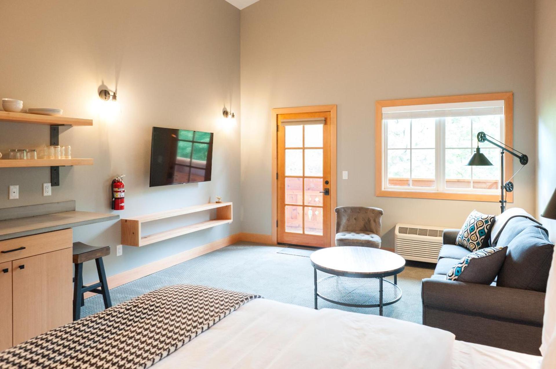 The Suites on Main photo 54