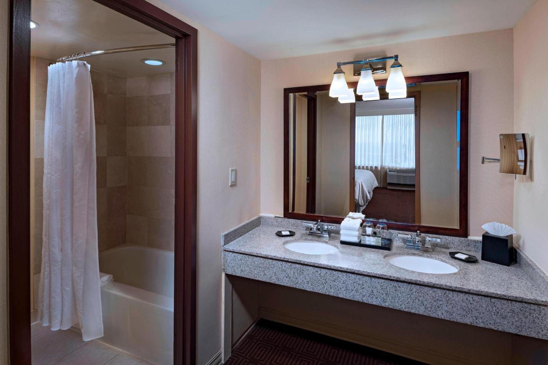 Sheraton Pentagon City photo 24