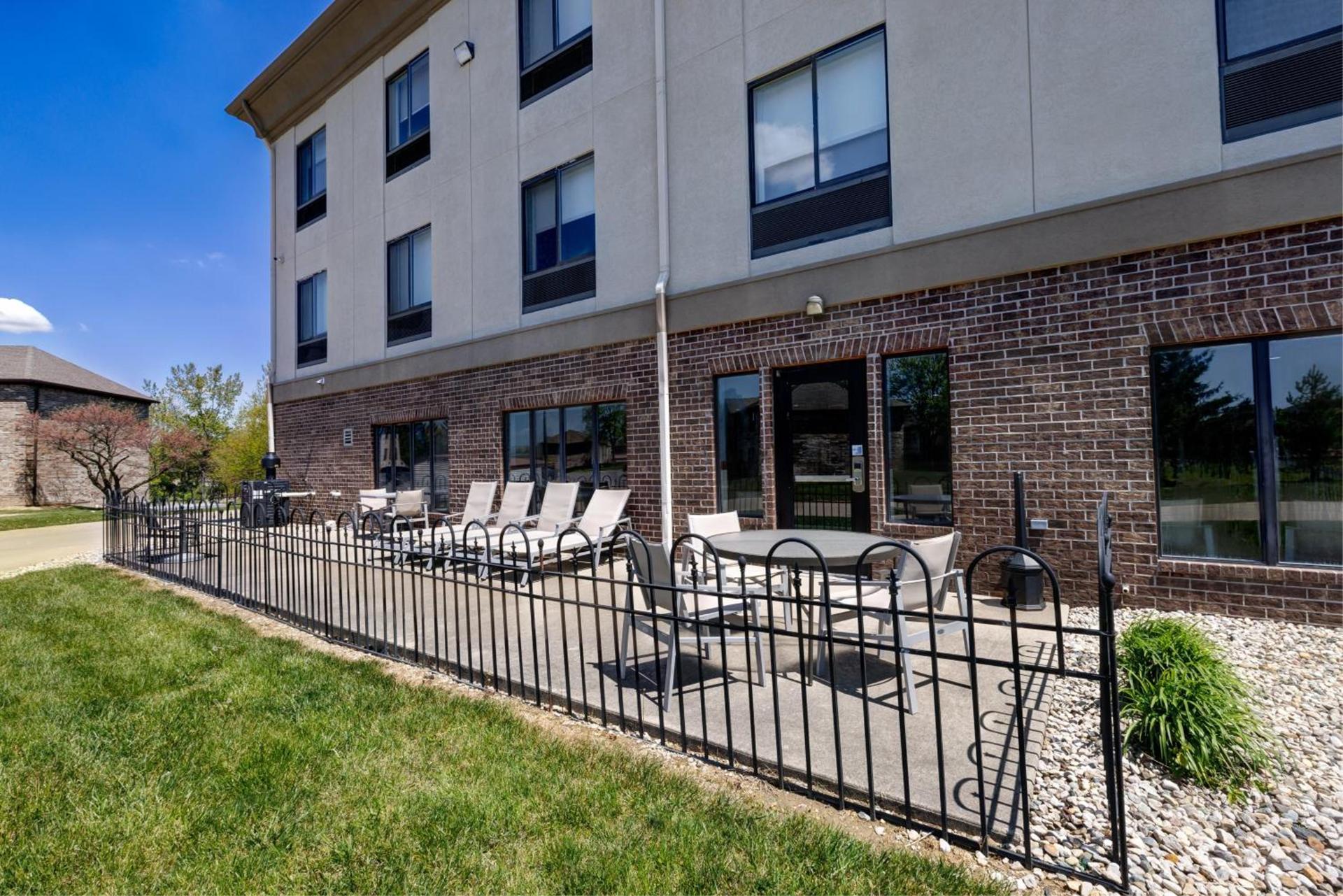 Holiday Inn Express & Suites Shelbyville Indianapolis by IHG photo 29