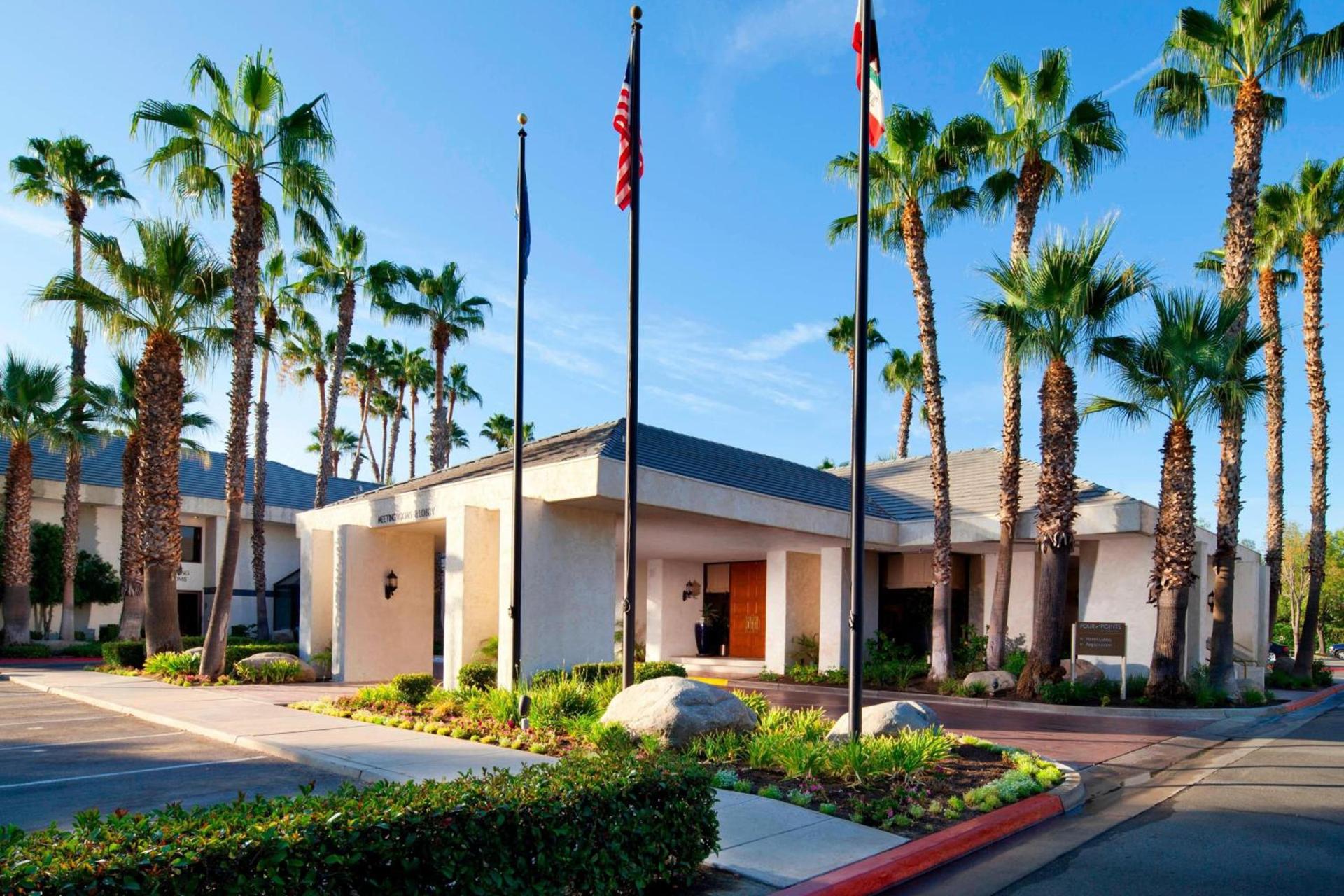 Four Points by Sheraton Bakersfield photo 1