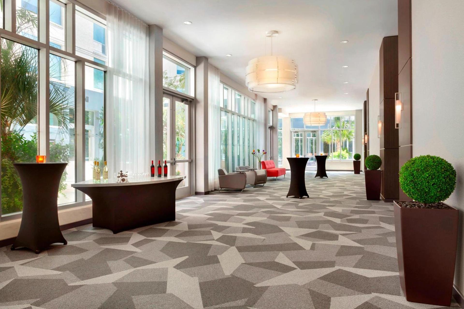 Aloft by Marriott Jacksonville Tapestry Park photo 39