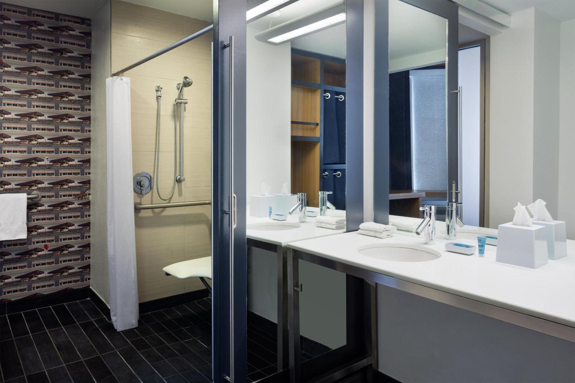 Aloft by Marriott Jacksonville Tapestry Park photo 16