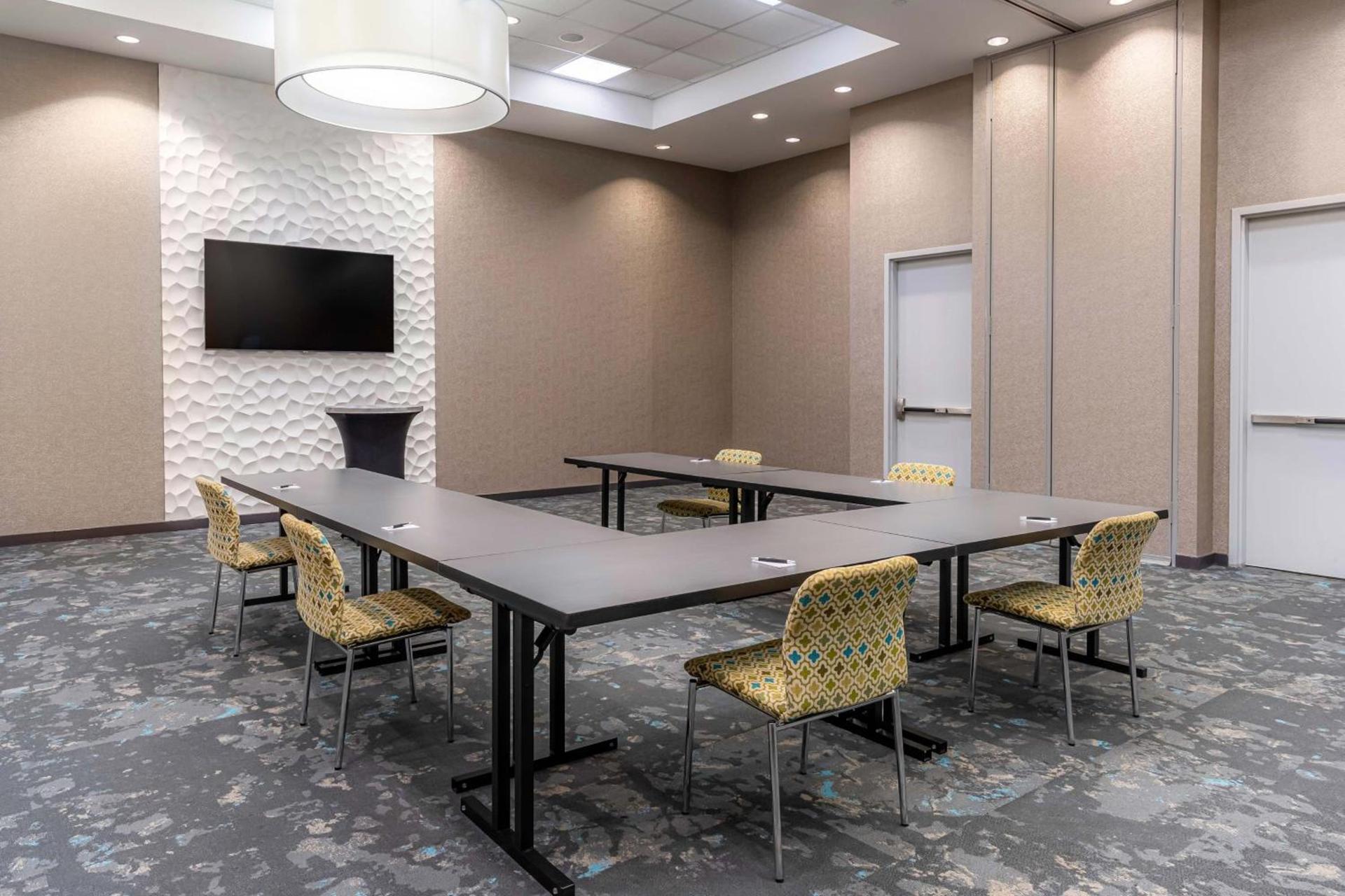 Aloft by Marriott Jacksonville Tapestry Park photo 31