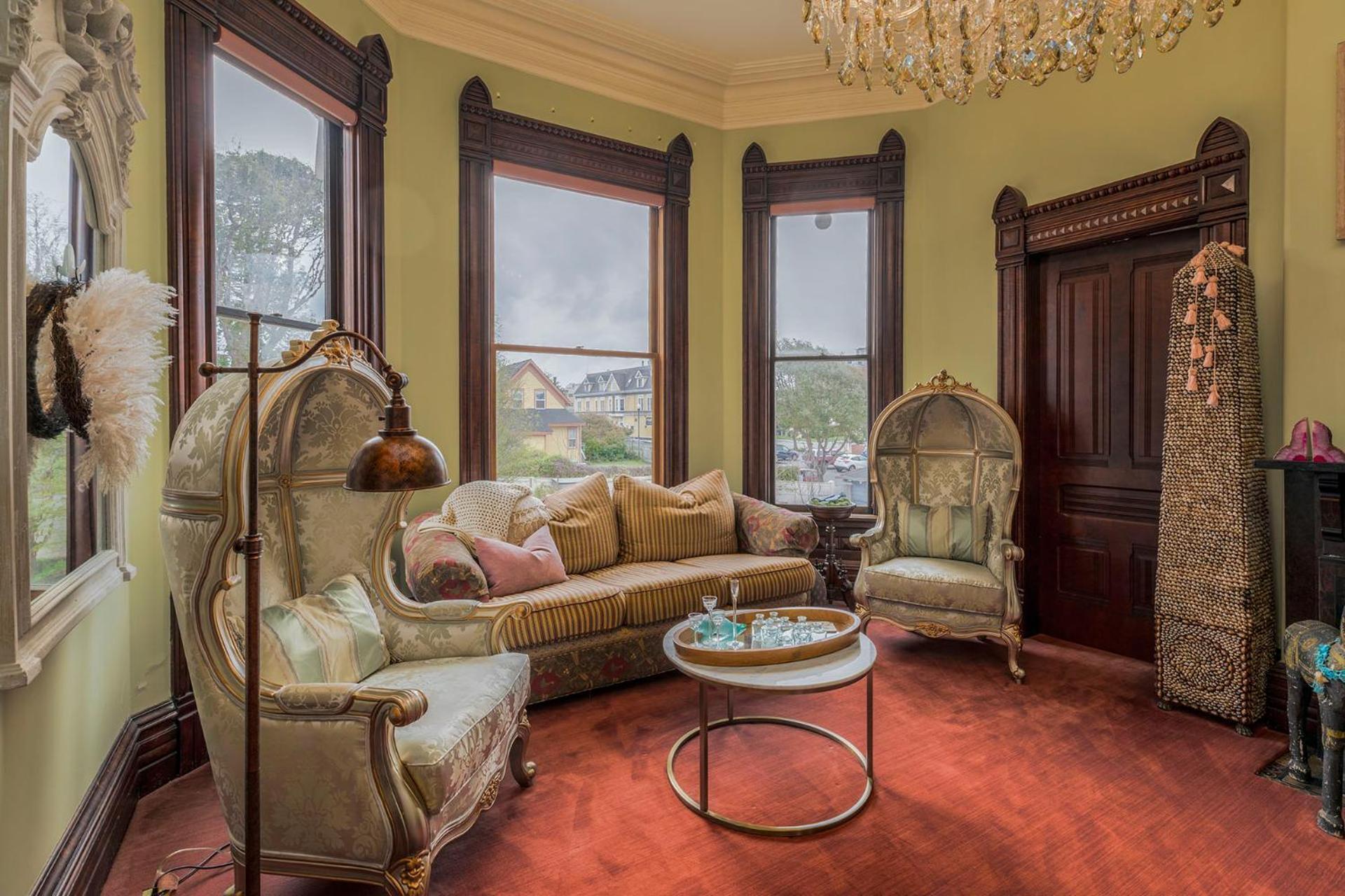 Pinc Lady Mansion photo 13