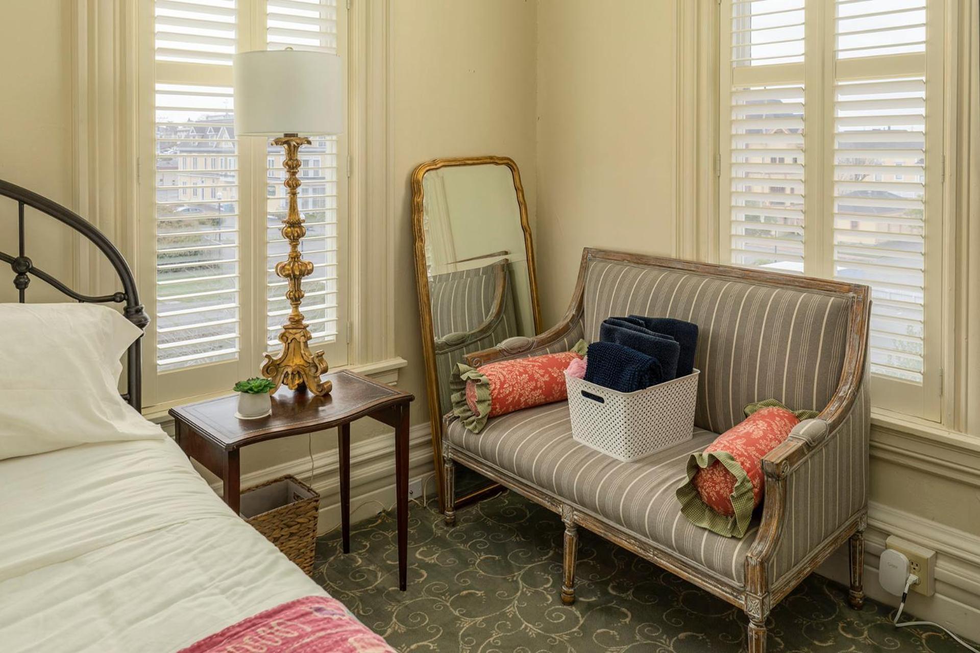 Pinc Lady Mansion photo 35