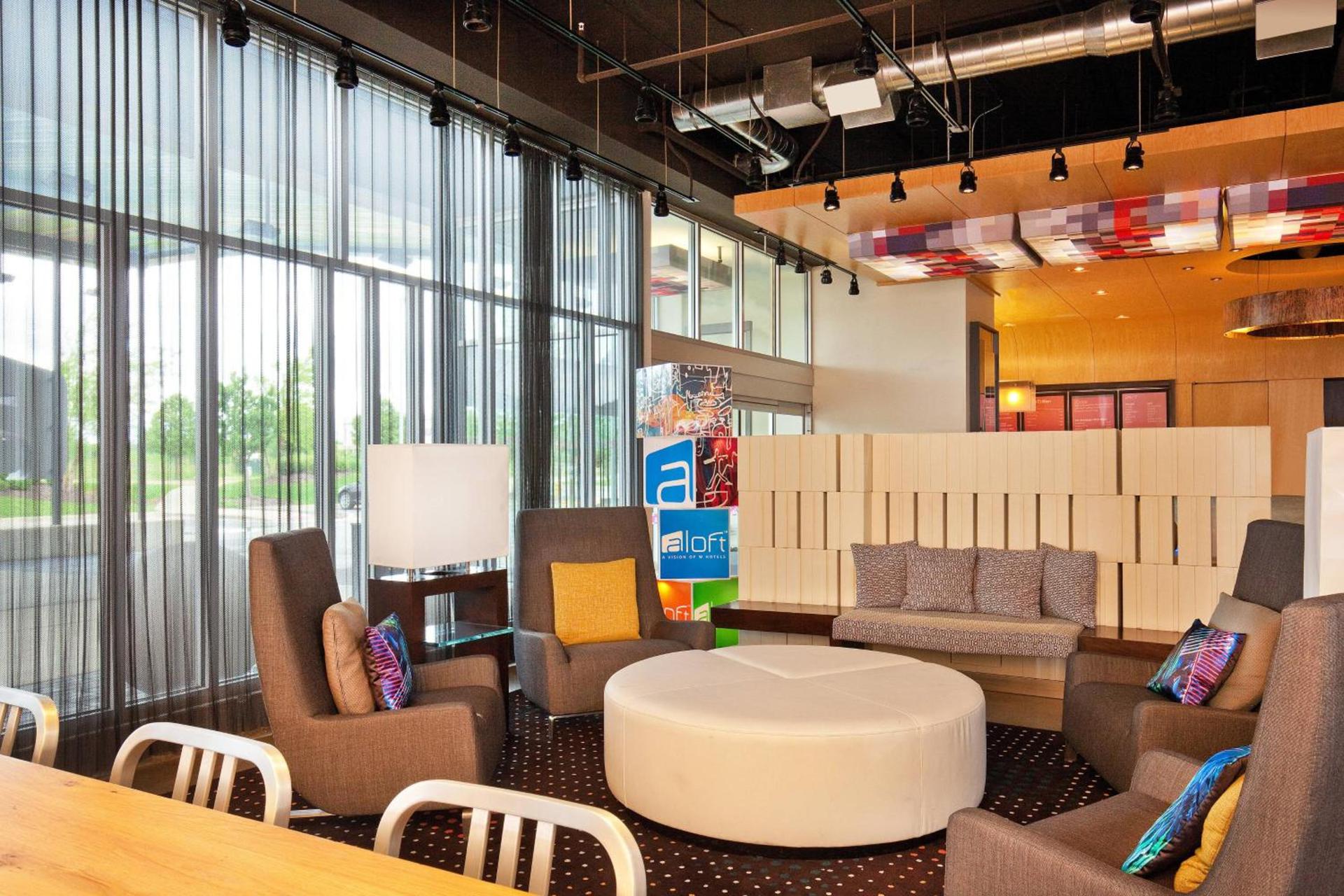 Aloft by Marriott Bolingbrook photo 15