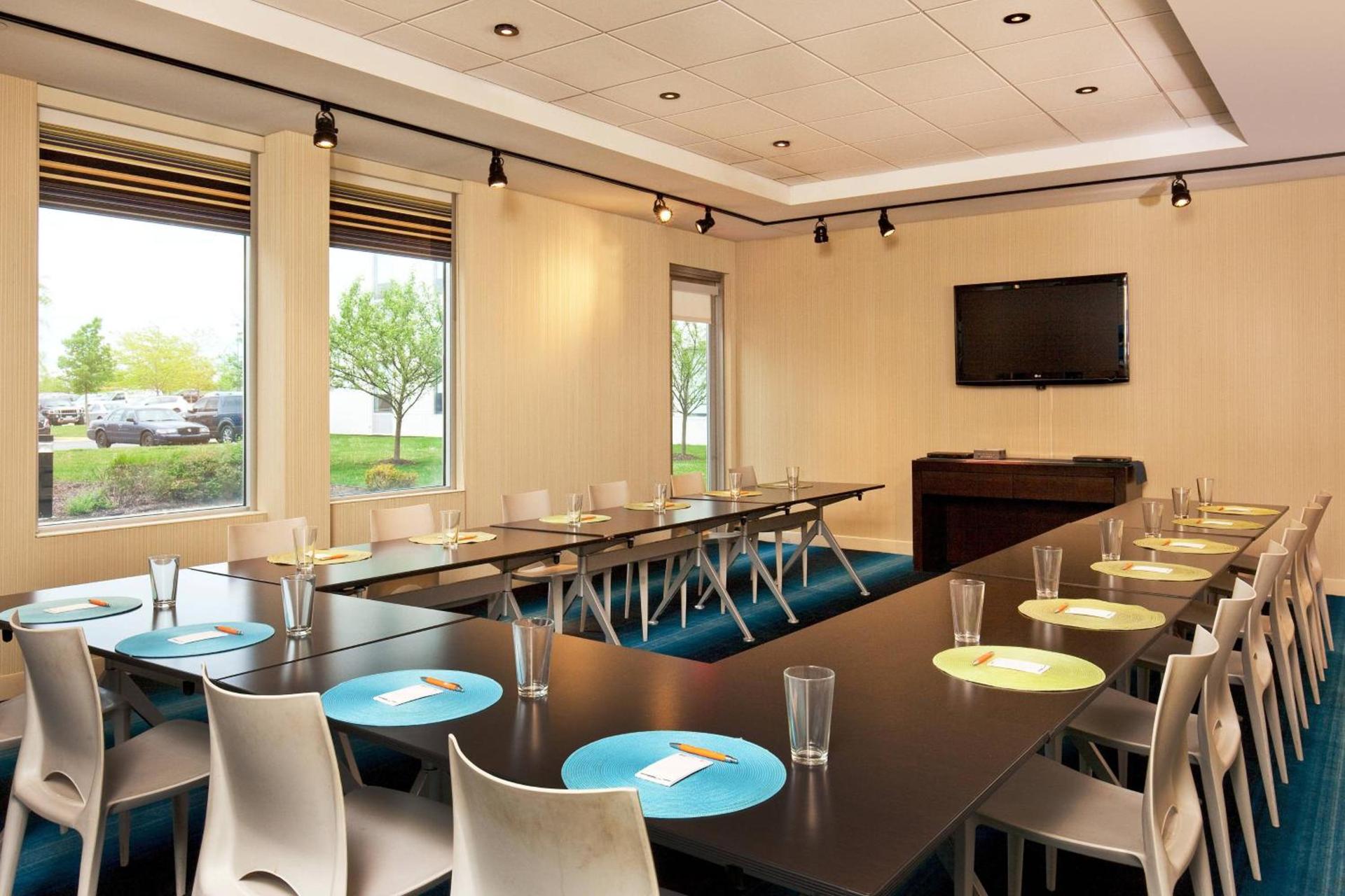 Aloft by Marriott Bolingbrook photo 20