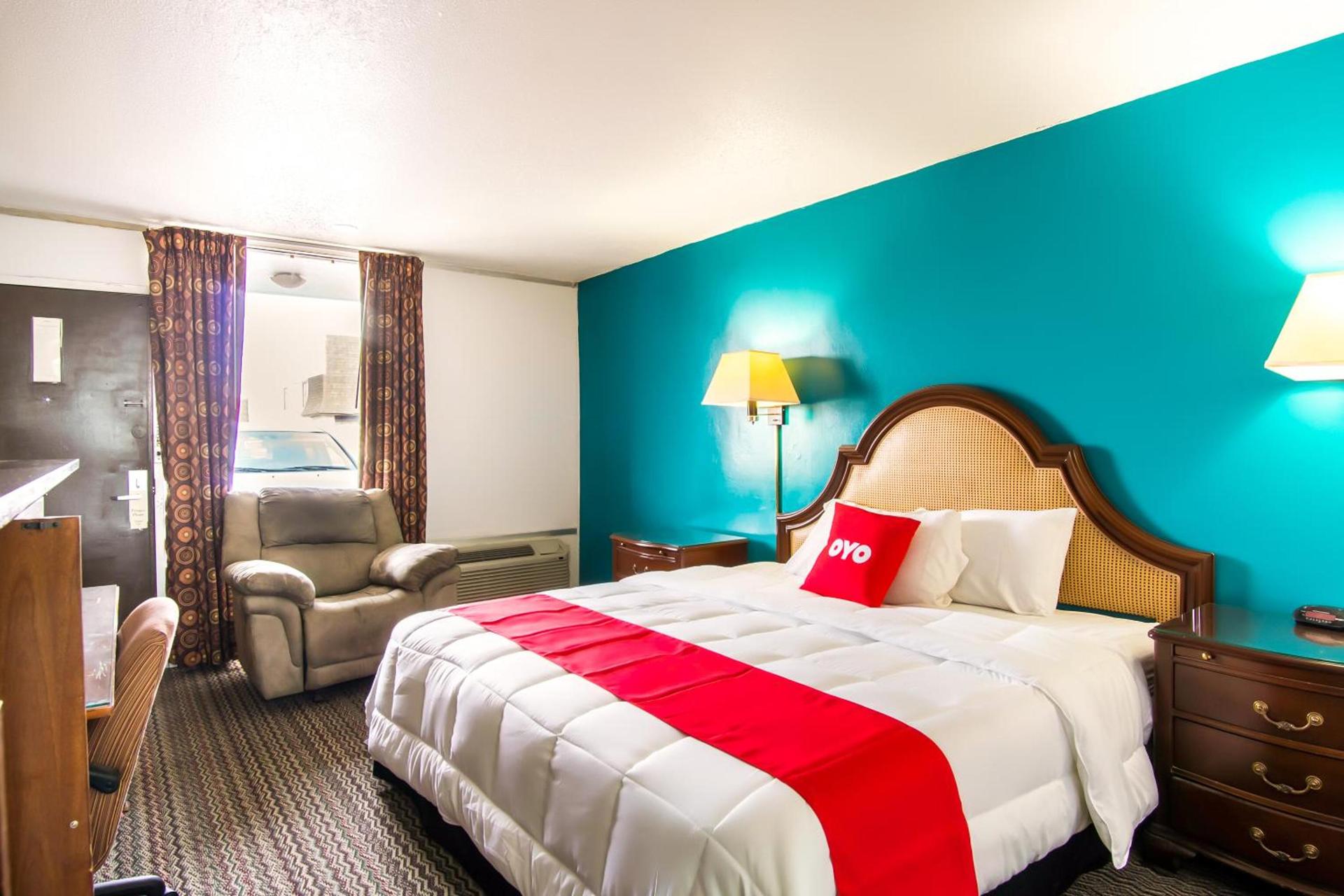 OYO Hotel Hutchinson West 4th Ave photo 15
