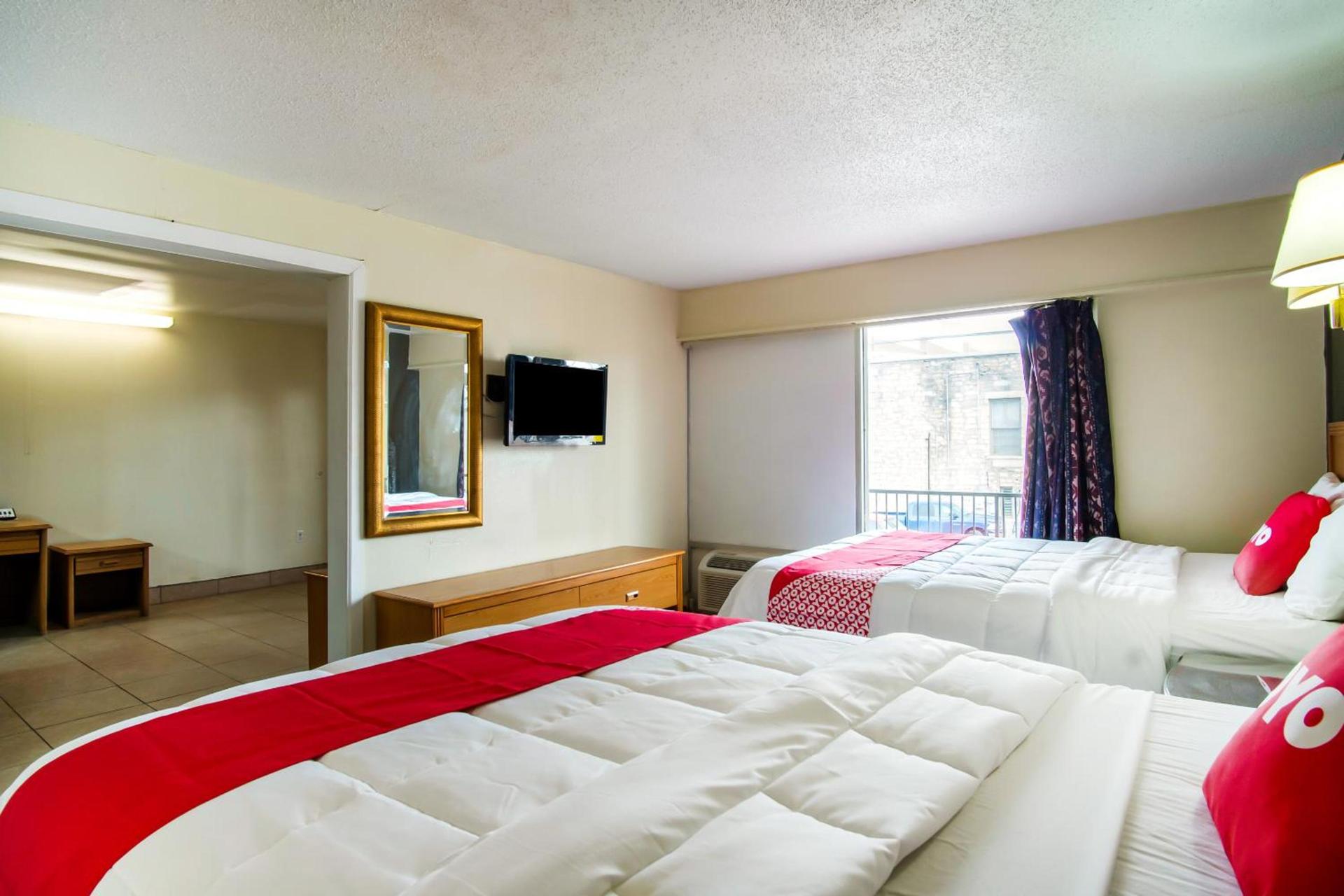 OYO Hotel Hutchinson West 4th Ave photo 33