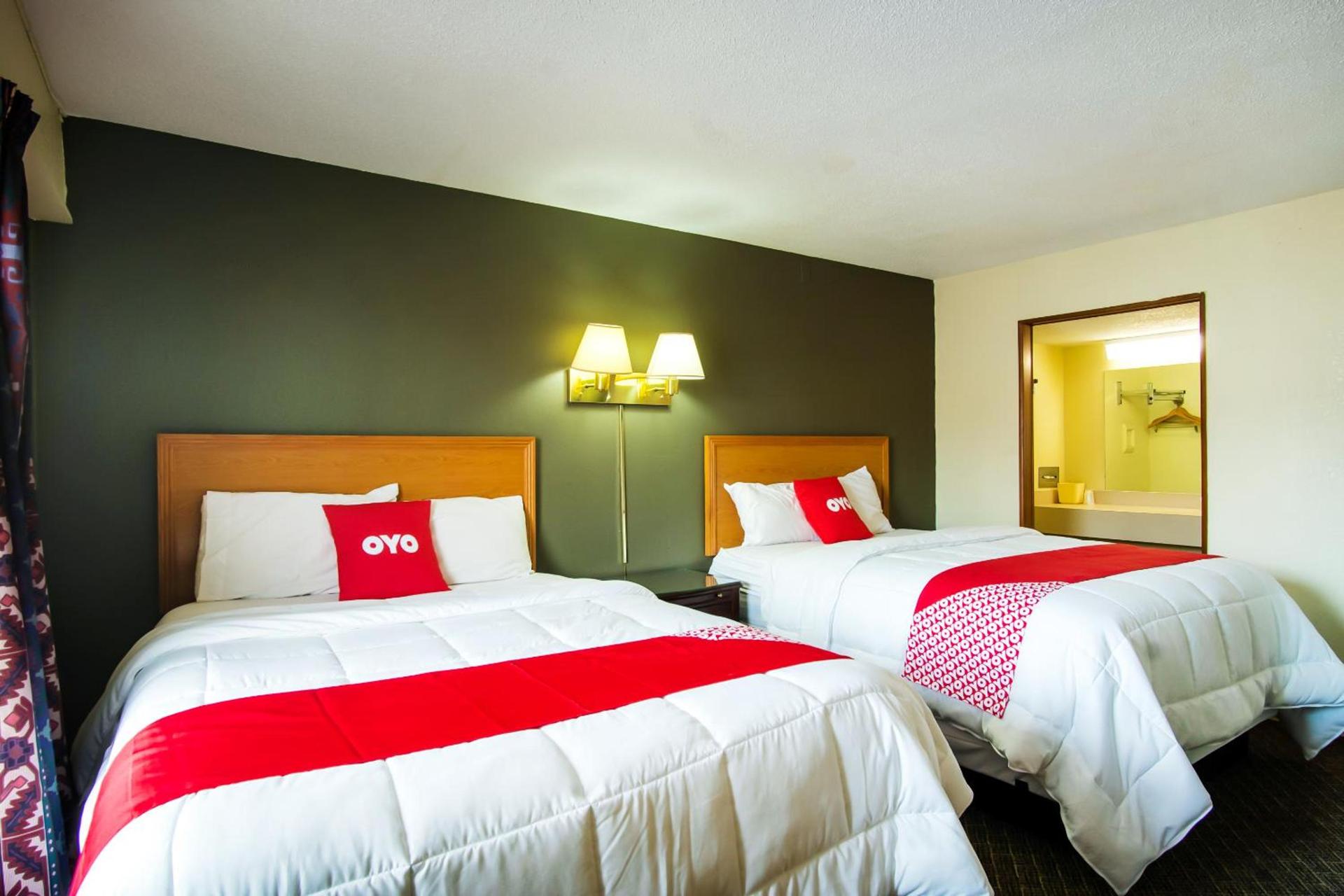 OYO Hotel Hutchinson West 4th Ave photo 36