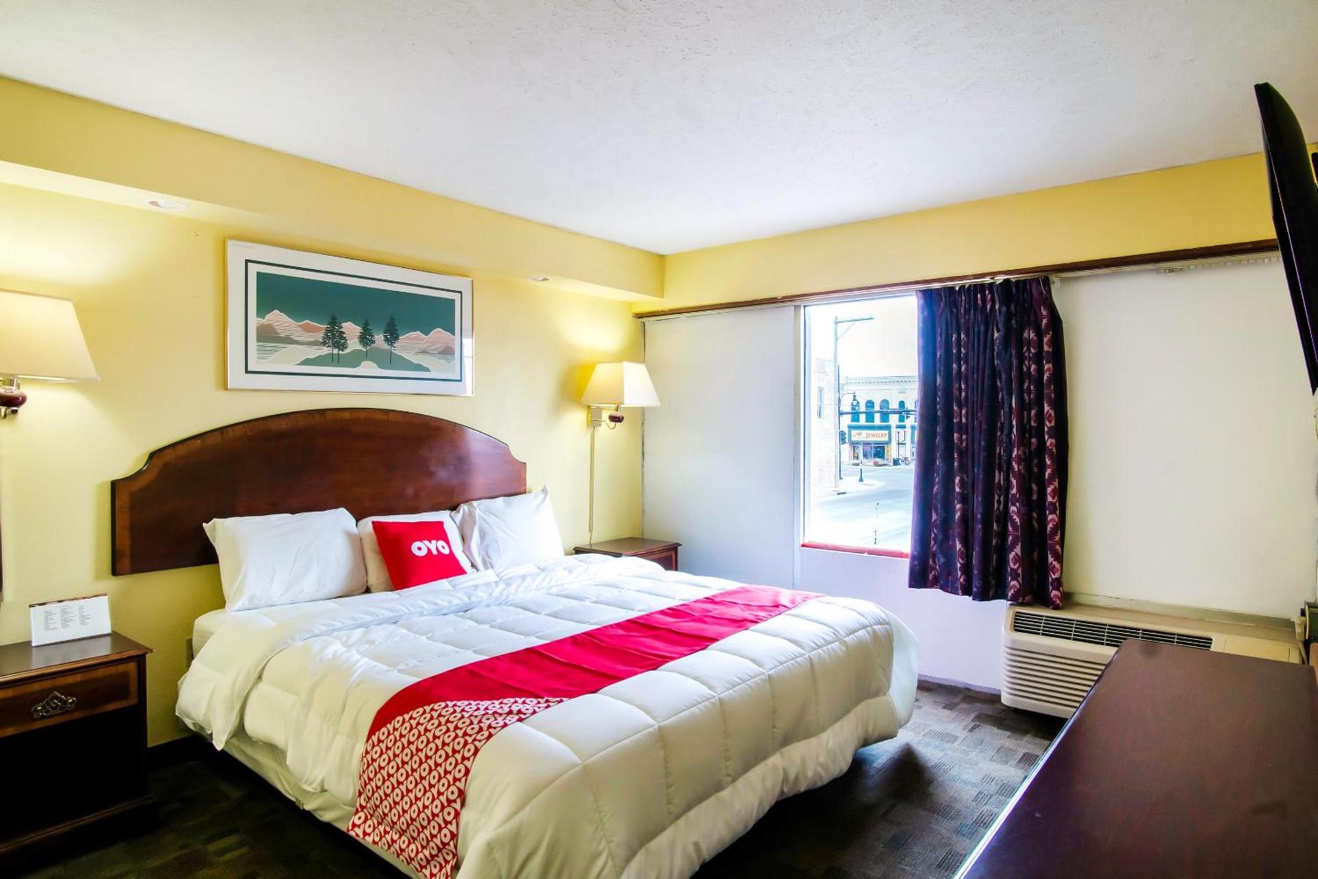 OYO Hotel Hutchinson West 4th Ave photo 16