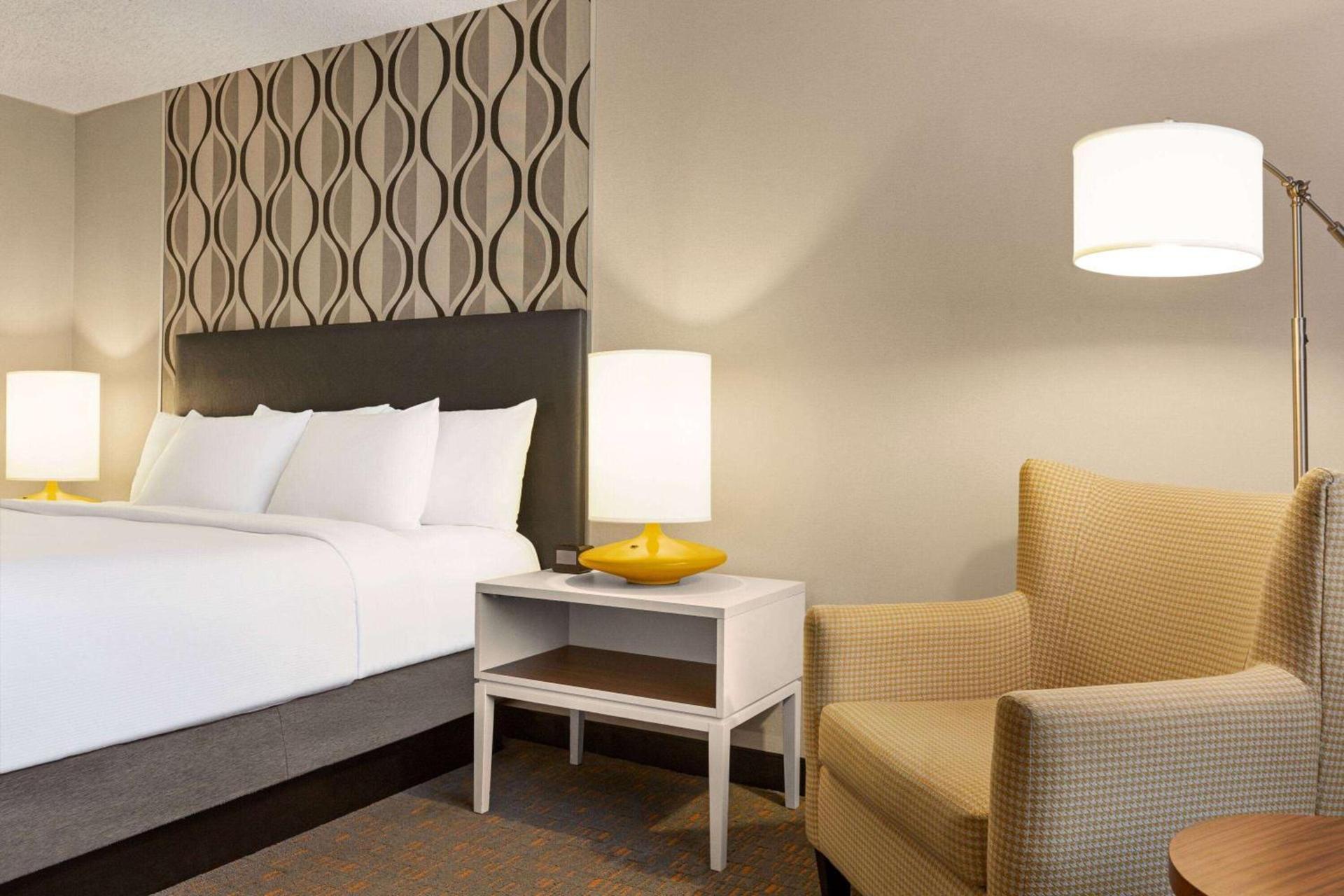 Wyndham Fort Smith City Center photo 14