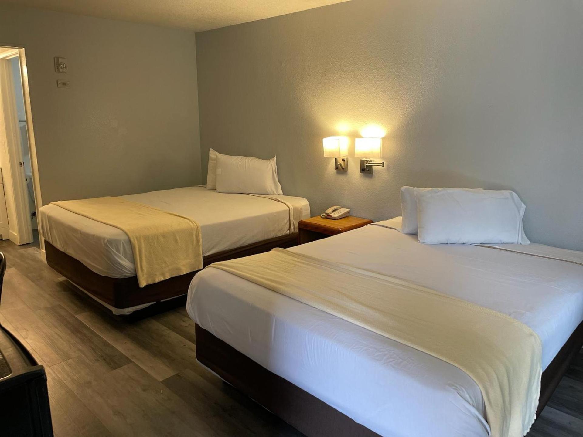 Premier Inns Thousand Oaks photo 12