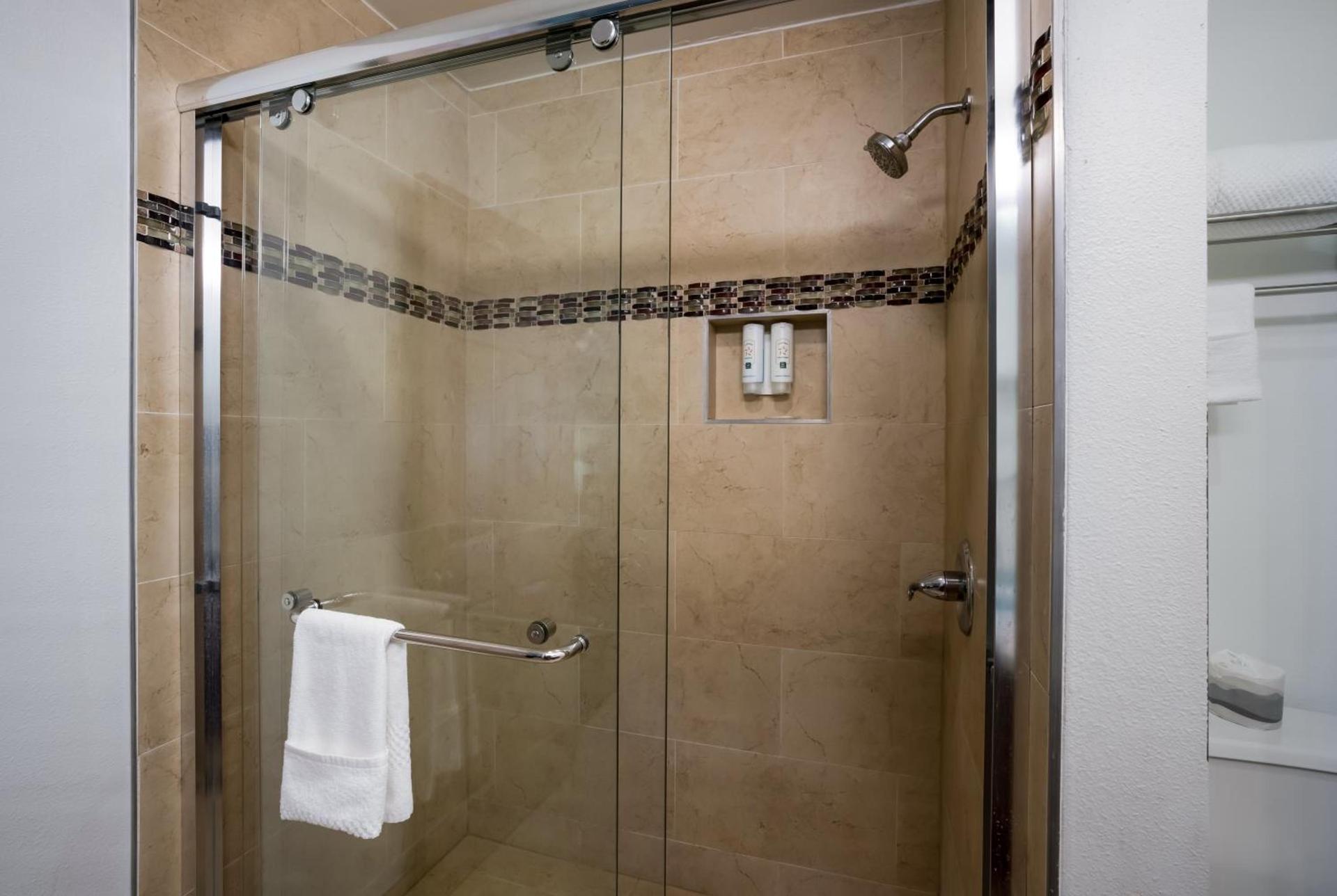 Quality Inn Fairfield Napa Valley Area photo 12