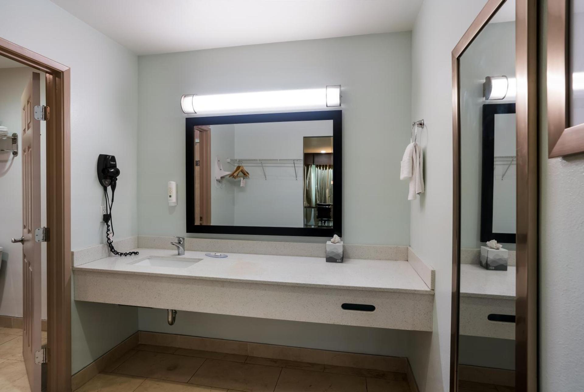 Quality Inn Fairfield Napa Valley Area photo 26