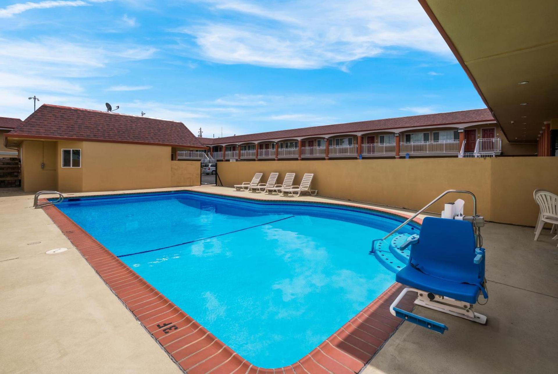 Quality Inn Fairfield Napa Valley Area photo 35